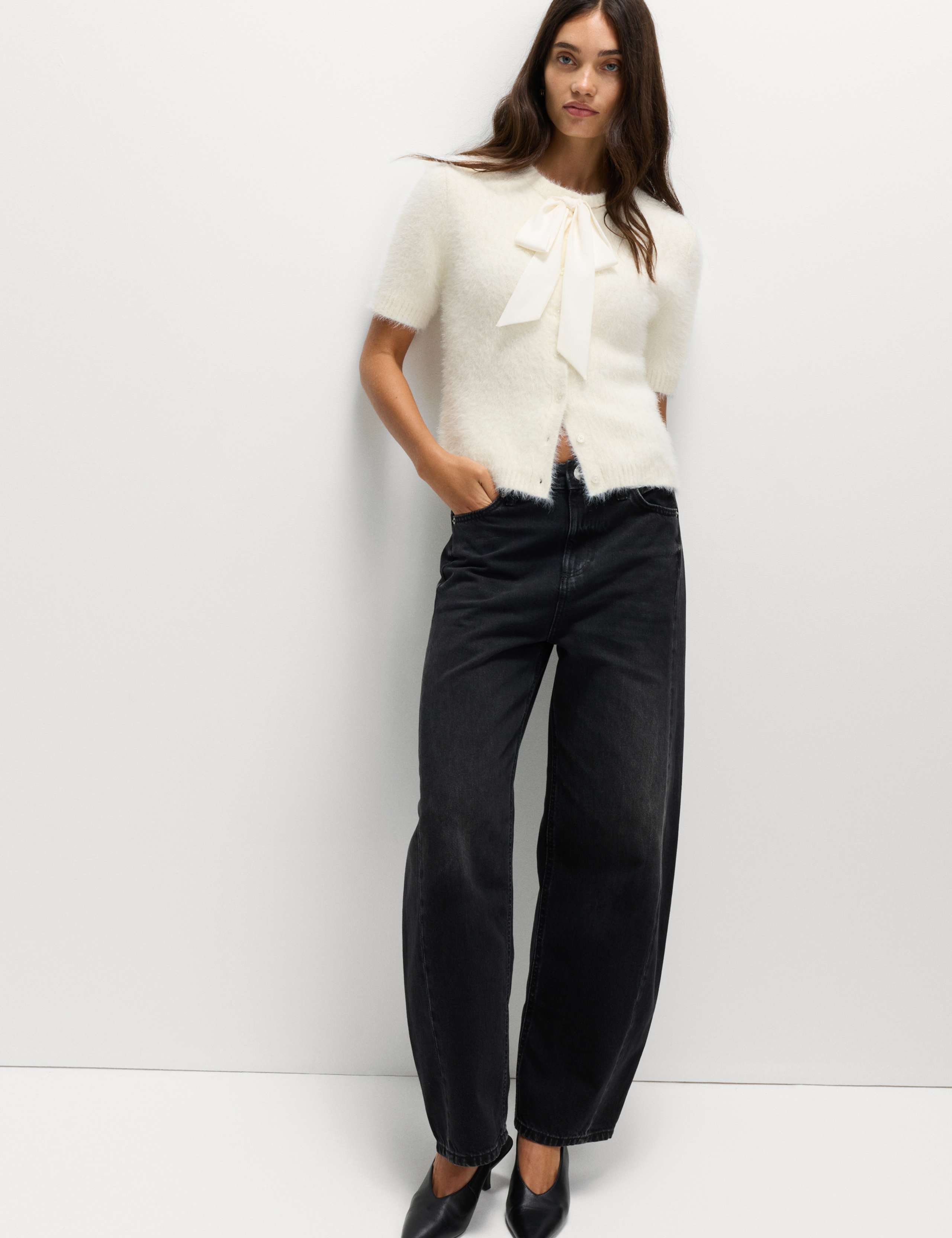 Textured Crew Neck Tie Fastening Cardigan 3 of 7