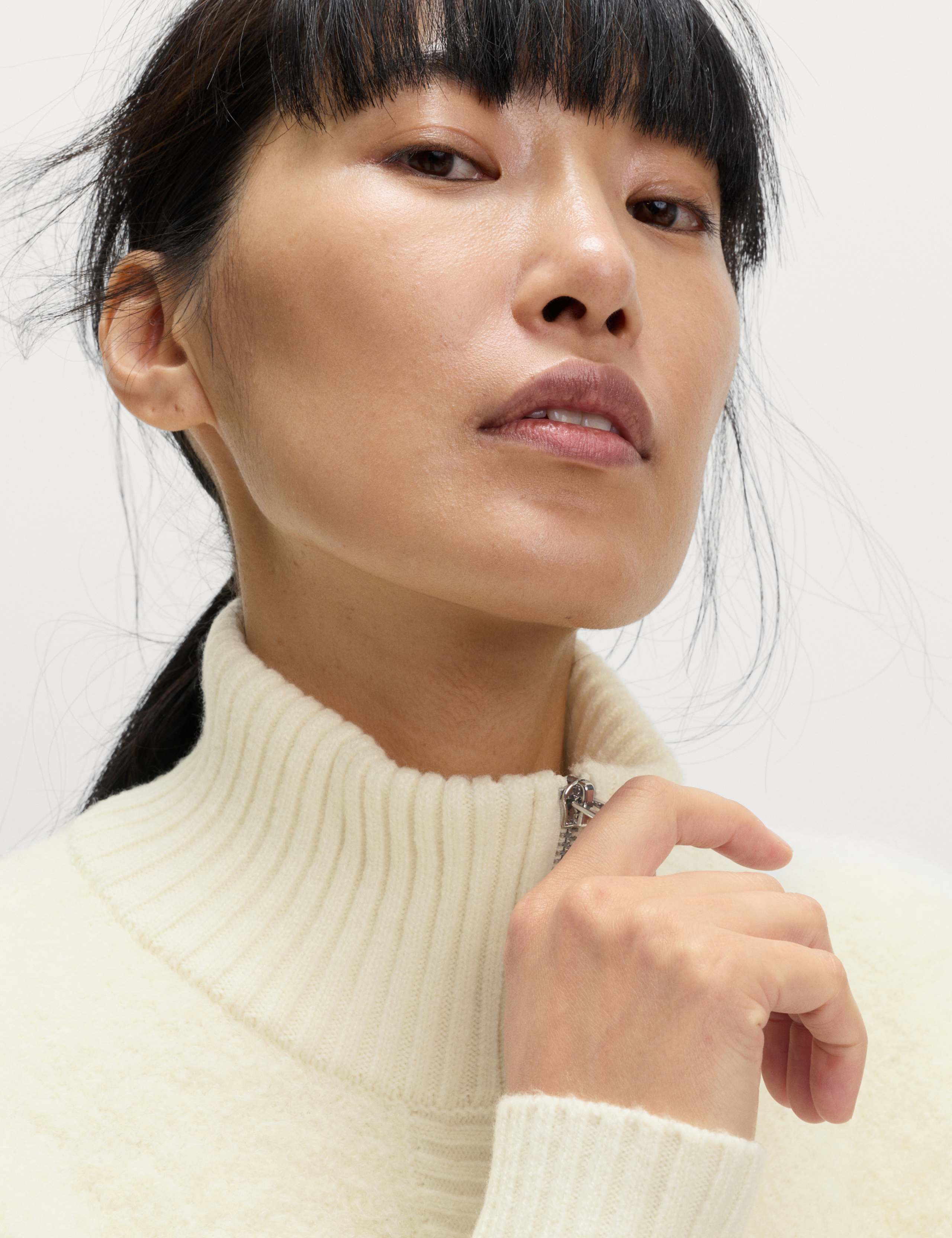 Boucle Funnel Neck Bomber Cardigan with Wool 4 of 5