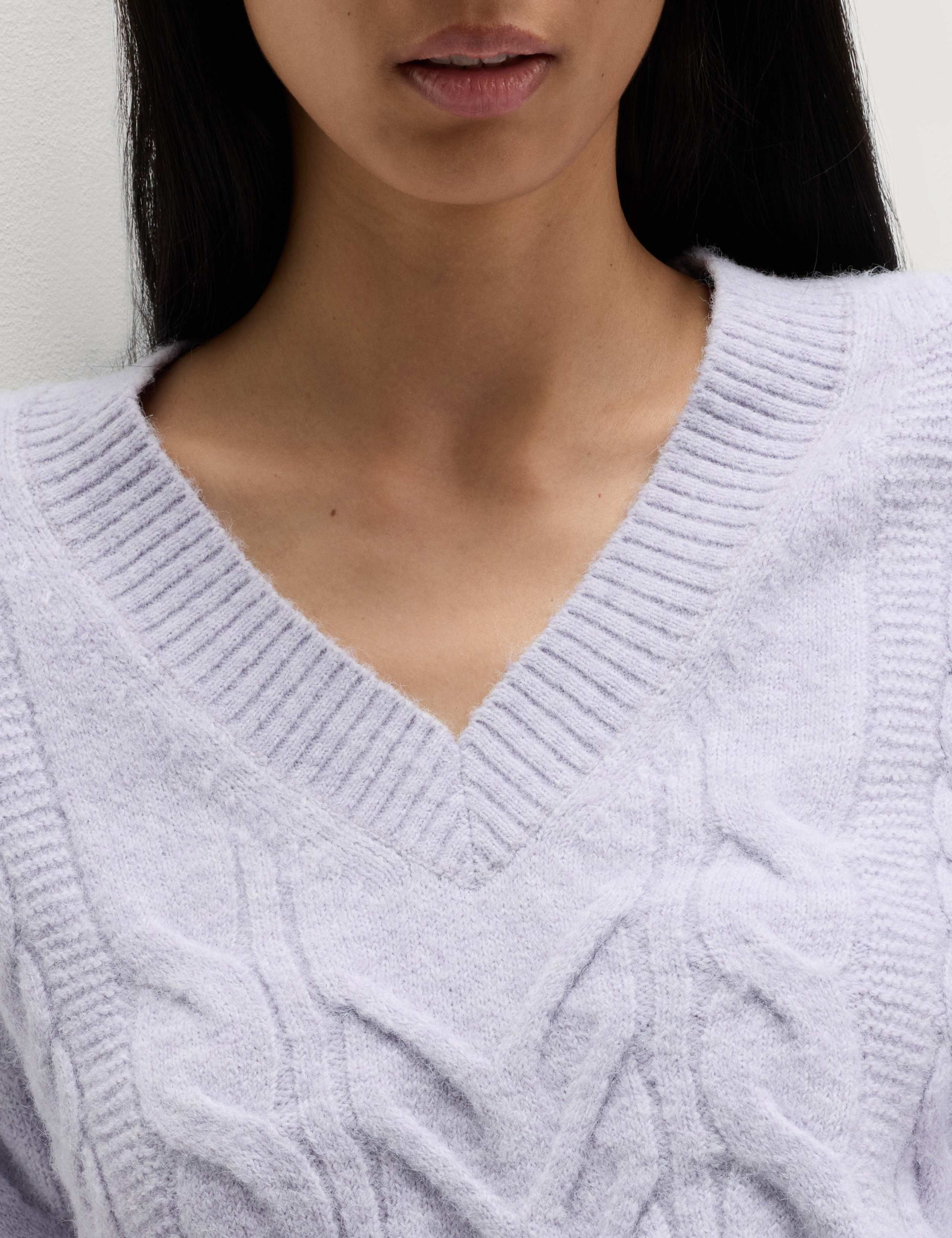 Textured Cable Knit V-Neck Jumper with Wool 4 of 5