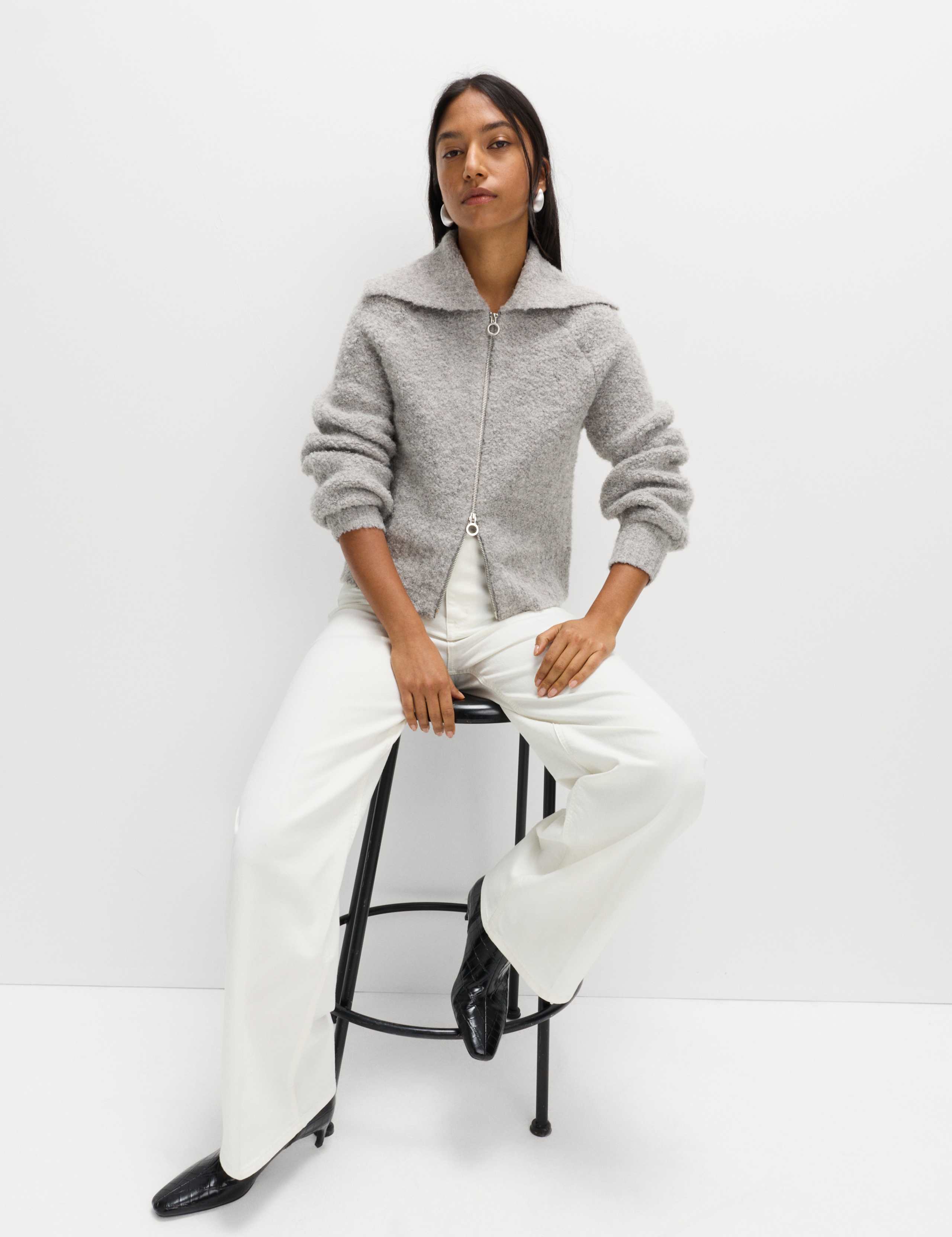 Bouclé Zip Up Collared Knitted Jacket with Wool 4 of 5
