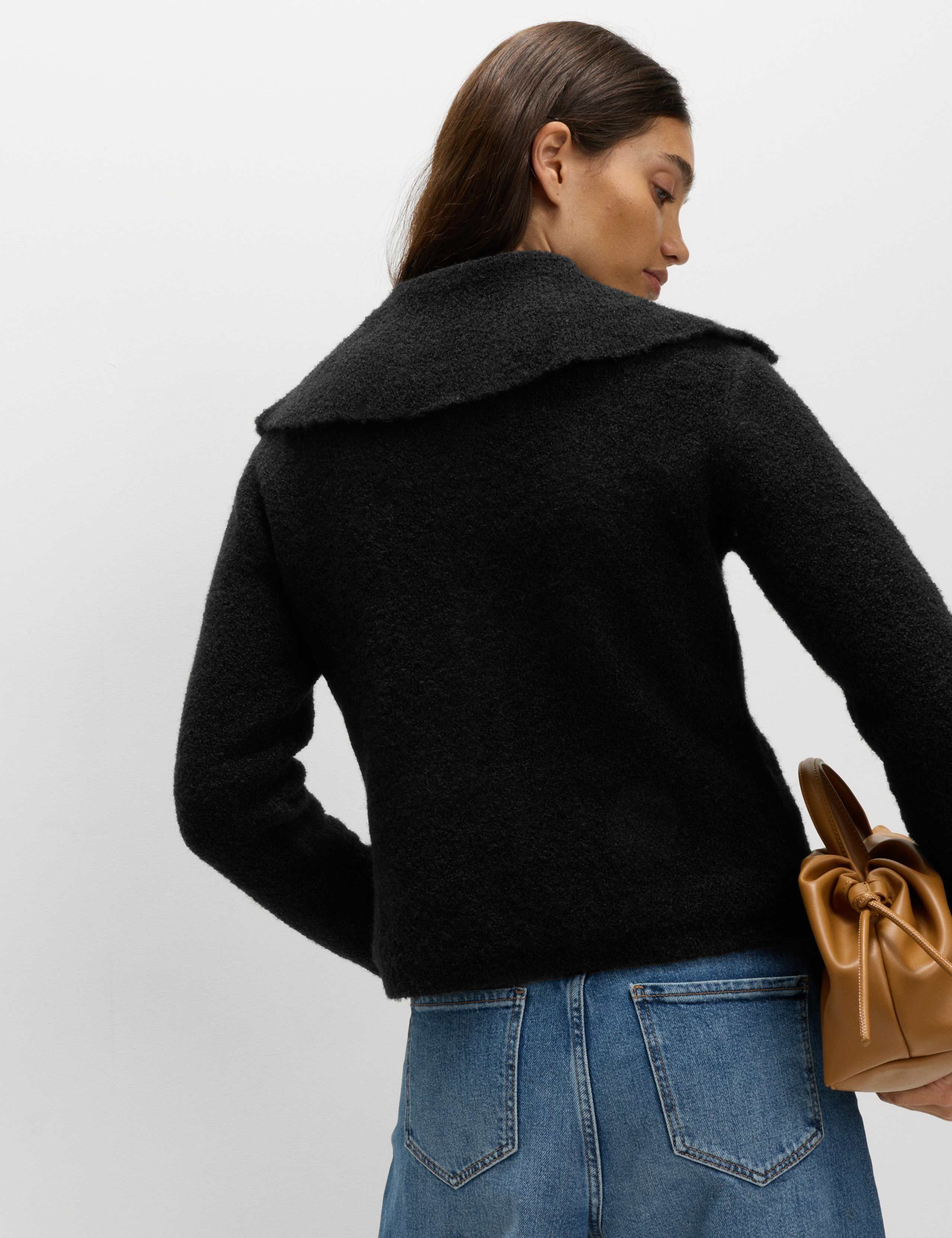 Boucle Collared Knitted Jacket with Wool 4 of 6