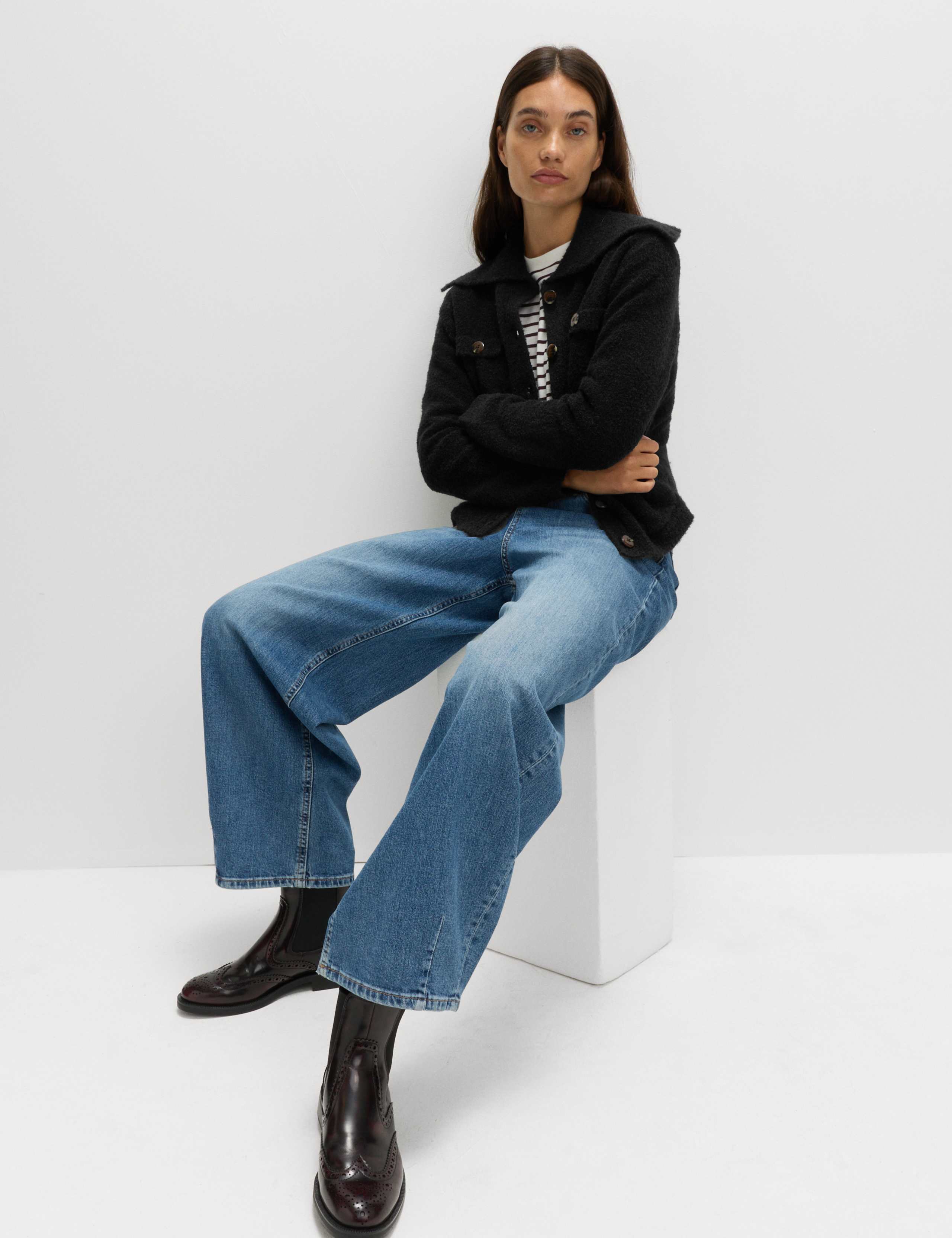 Boucle Collared Knitted Jacket with Wool 5 of 6