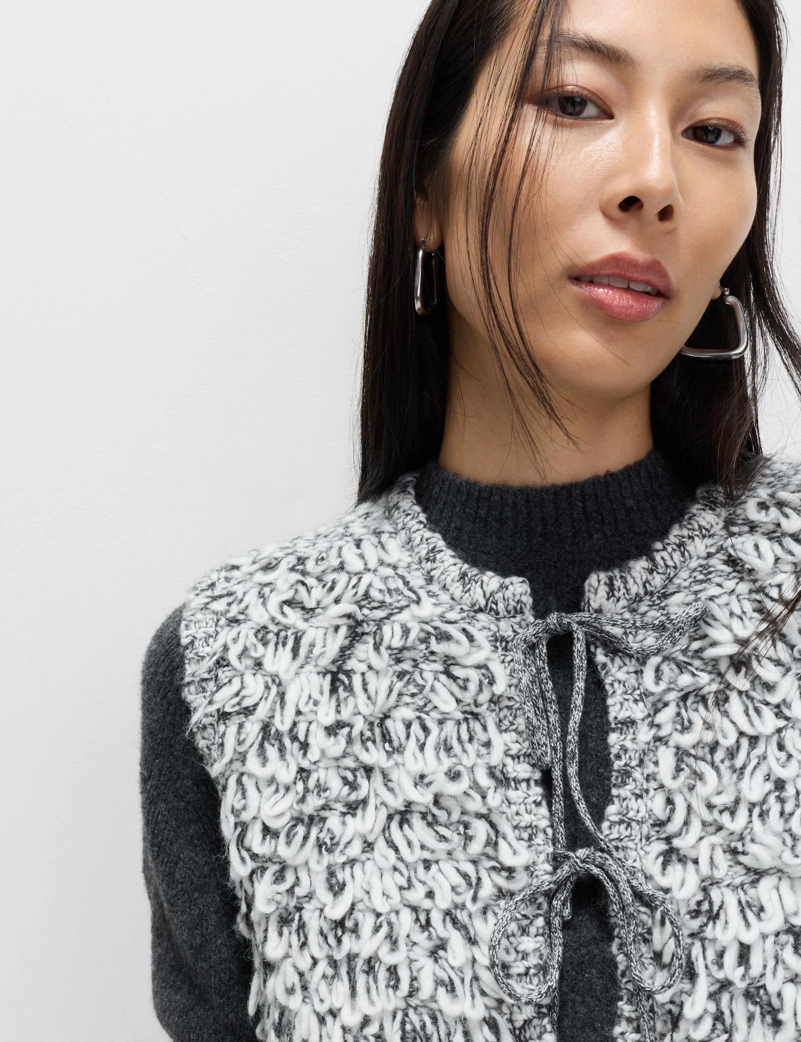 Textured Slub Slim Fit Waistcoat with Wool 3 of 6