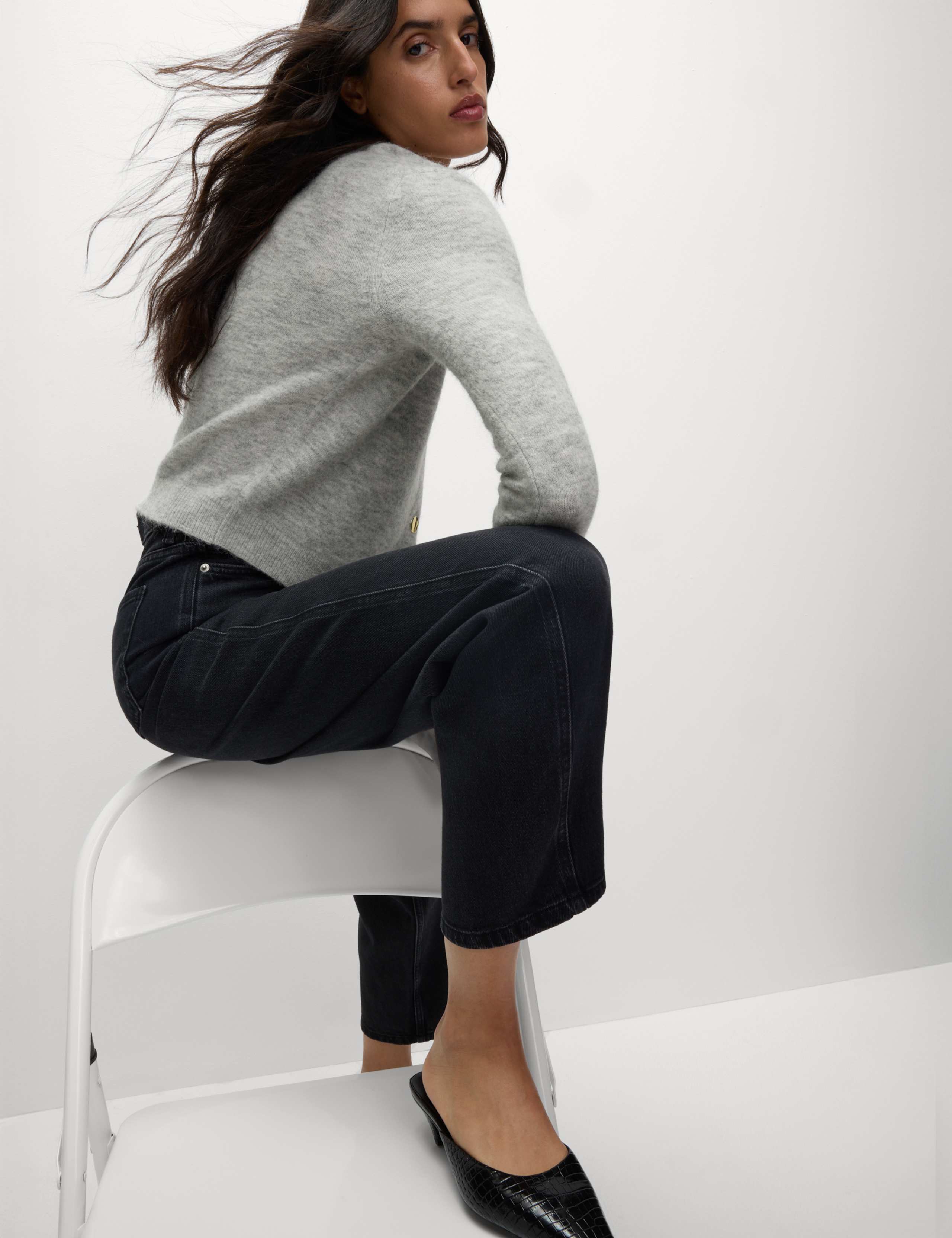 V-Neck Cropped Cardigan with Alpaca 3 of 6