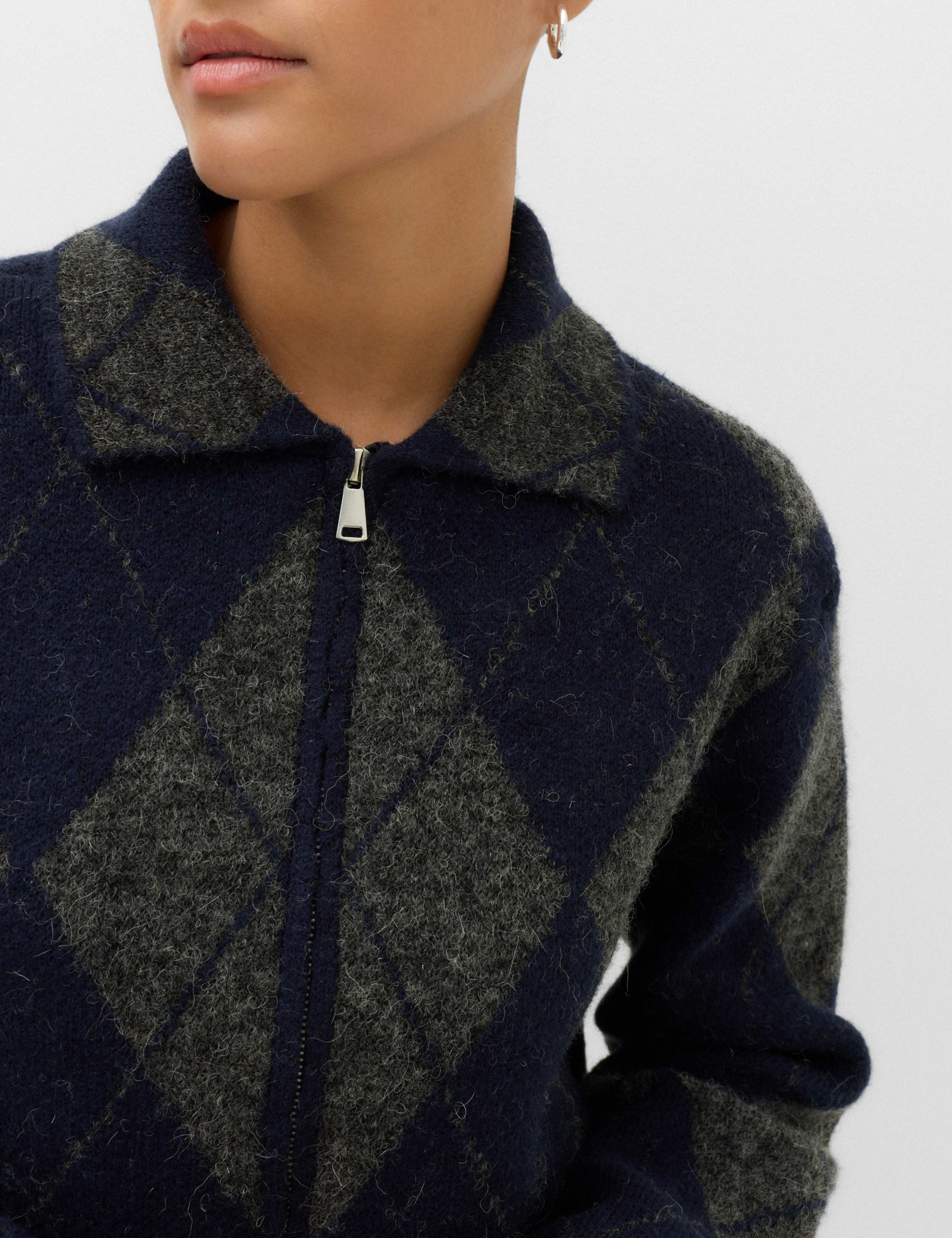 Argyle Collared Zip Up Knitted Jacket With Wool 3 of 6