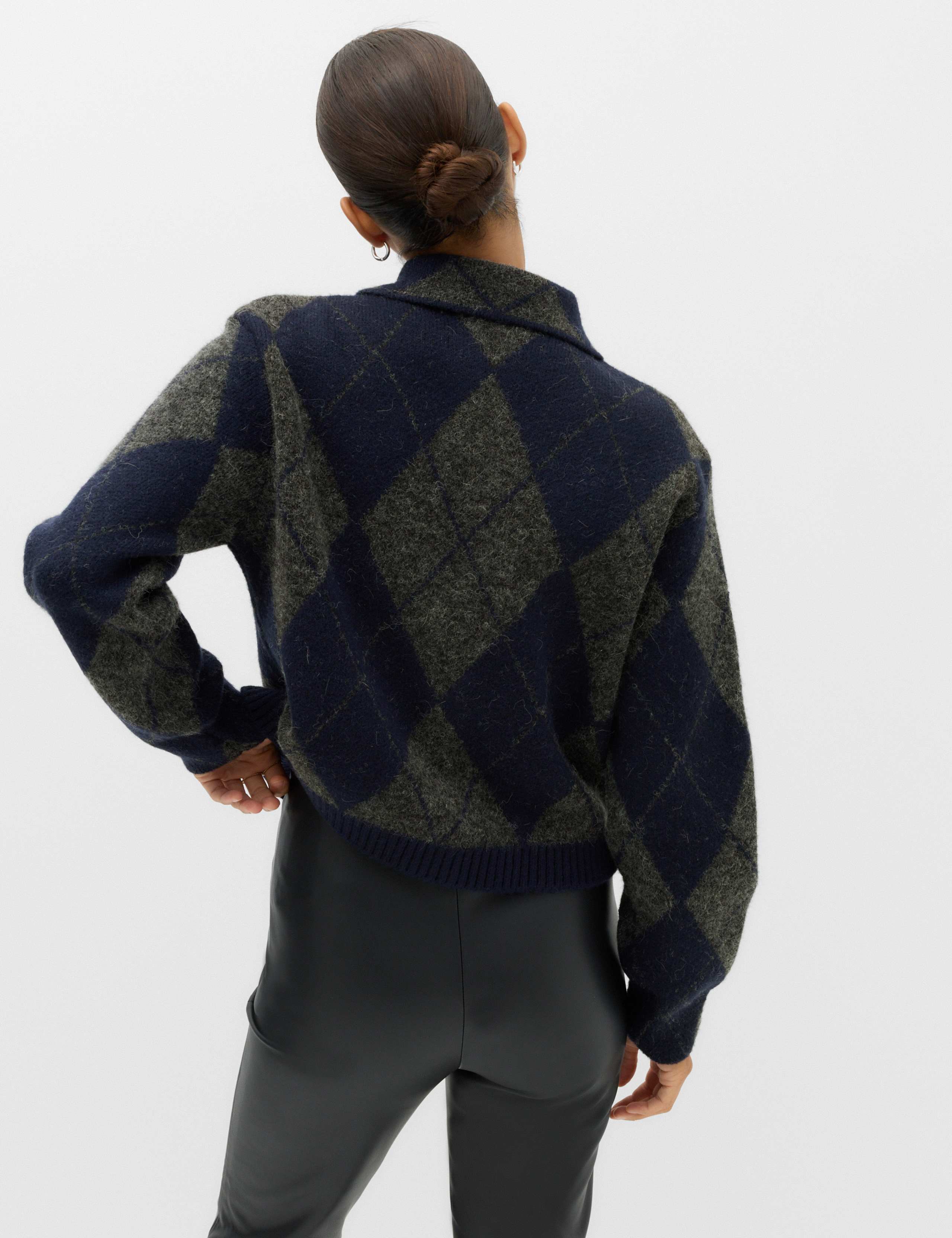 Argyle Collared Zip Up Knitted Jacket With Wool 4 of 6