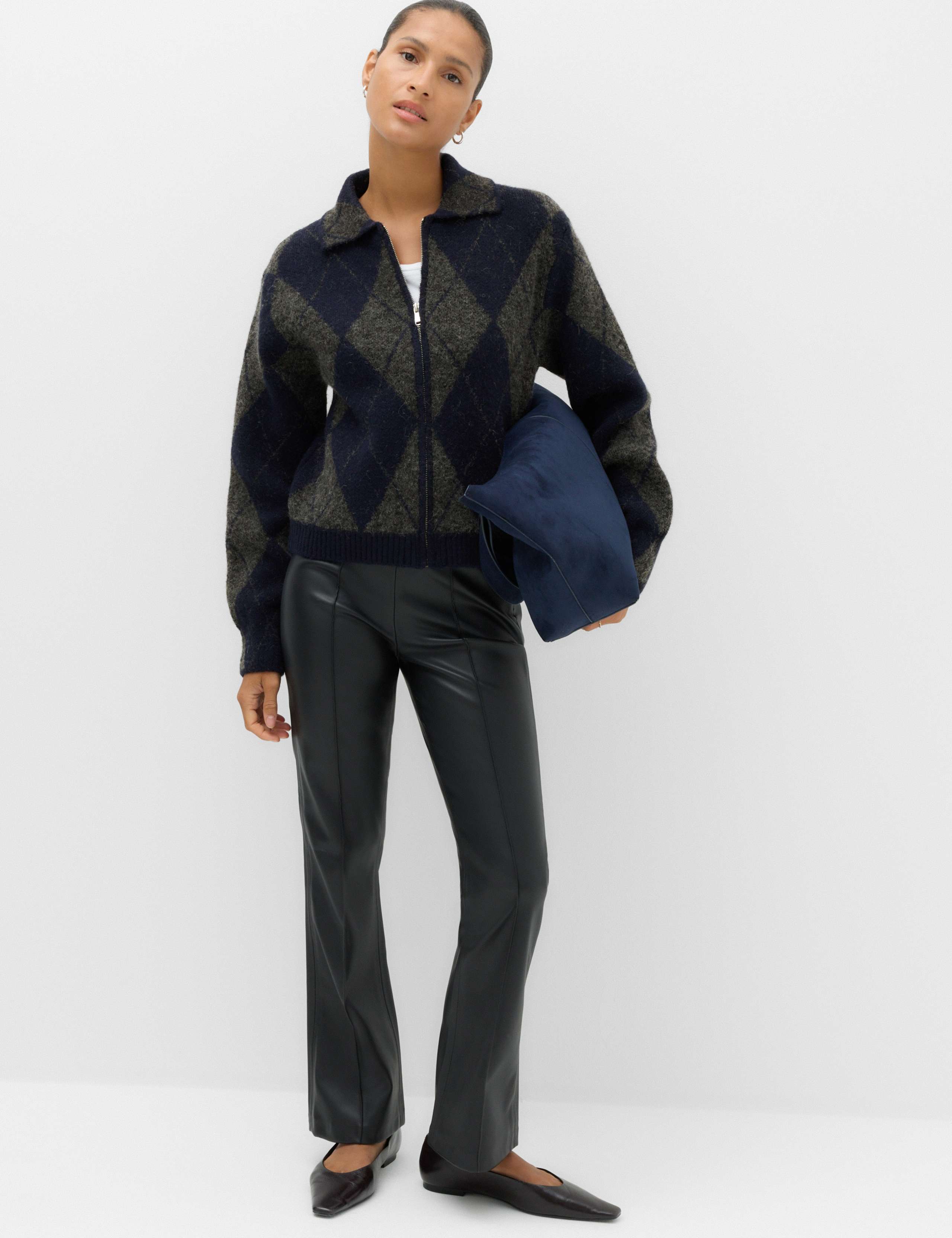 Argyle Collared Zip Up Knitted Jacket With Wool 5 of 6