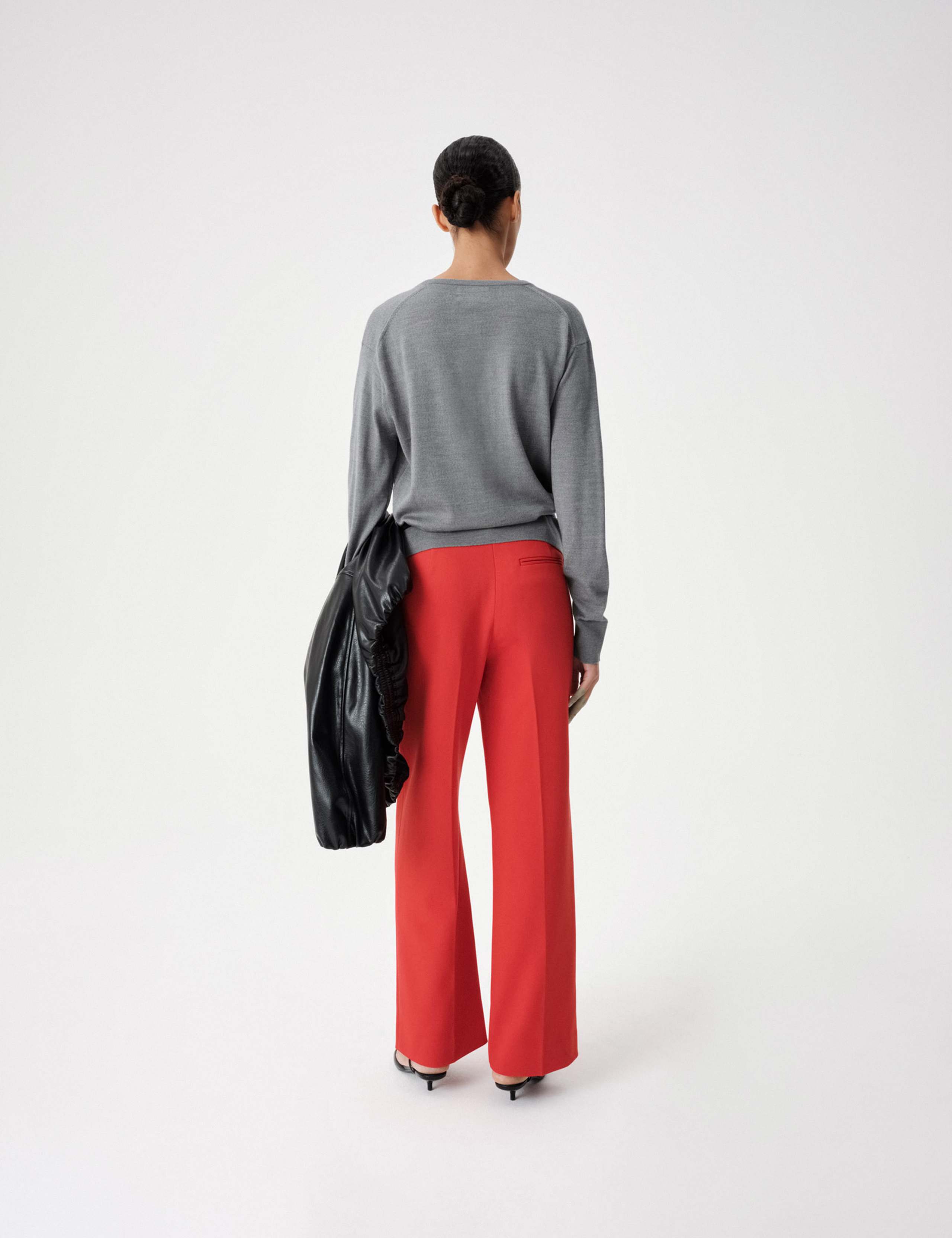 V Neck Jumper With Merino Wool 7 of 8
