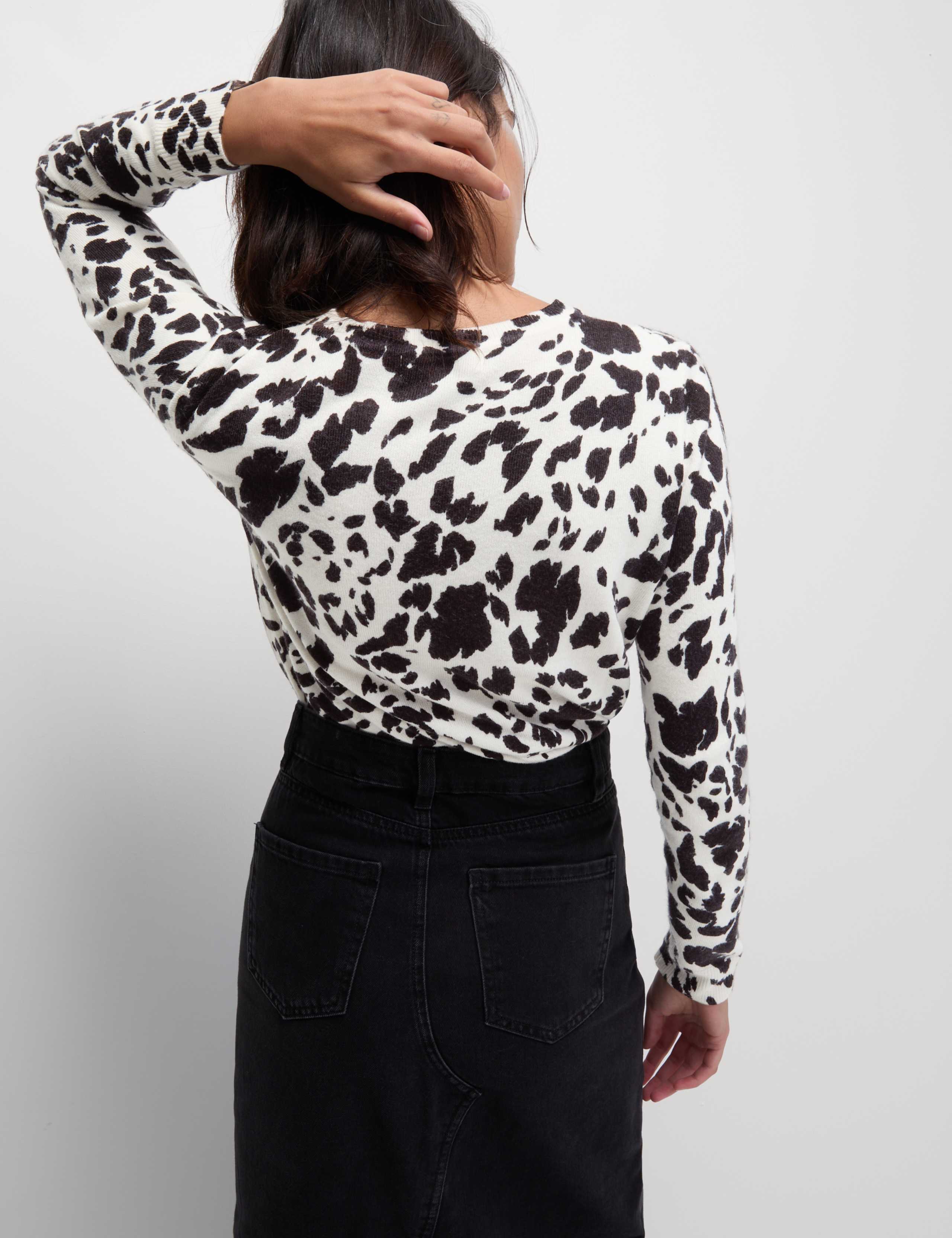 Supersoft Animal Print Crew Neck Jumper 1 of 6