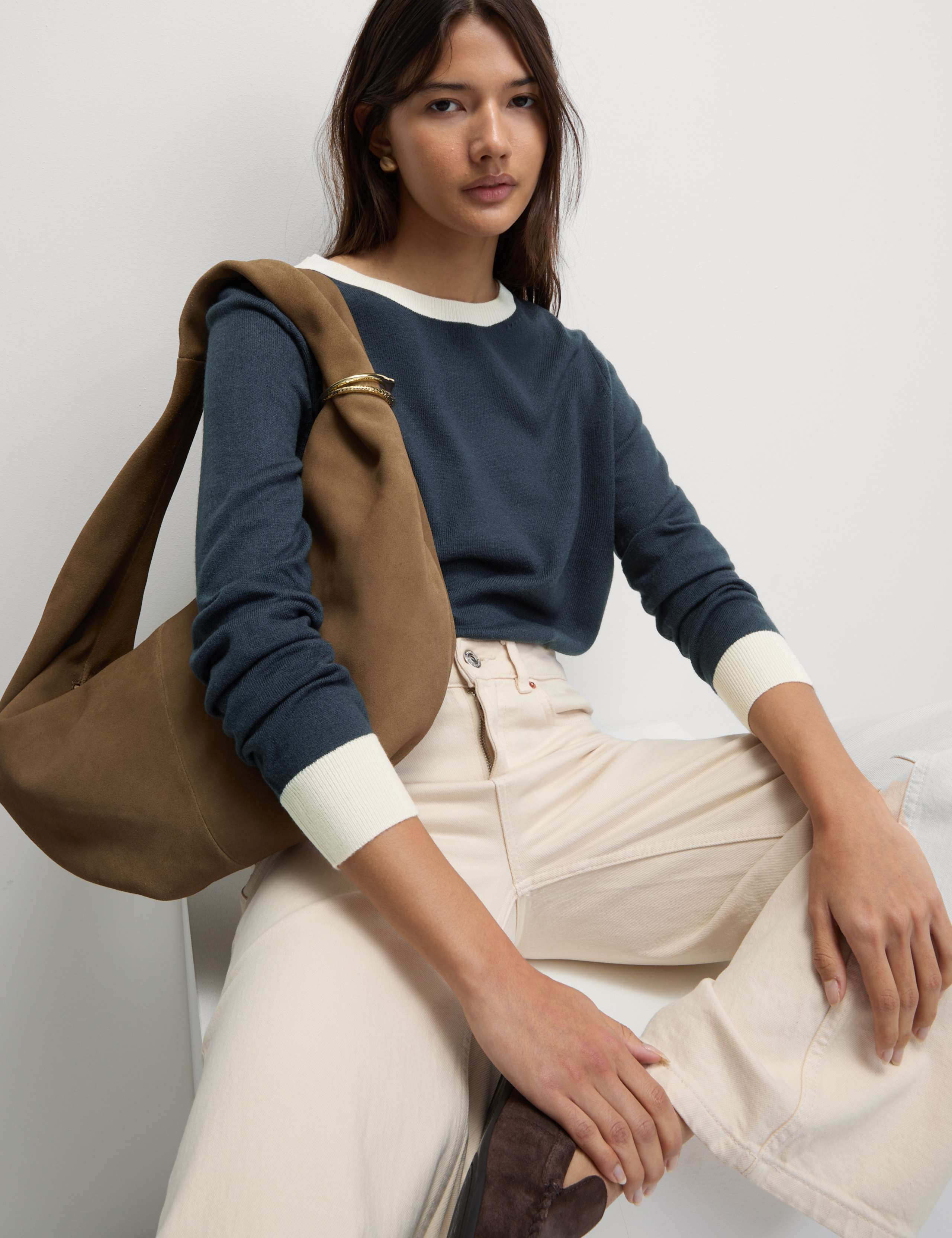 Supersoft Tipped Detail Relaxed Jumper 1 of 6