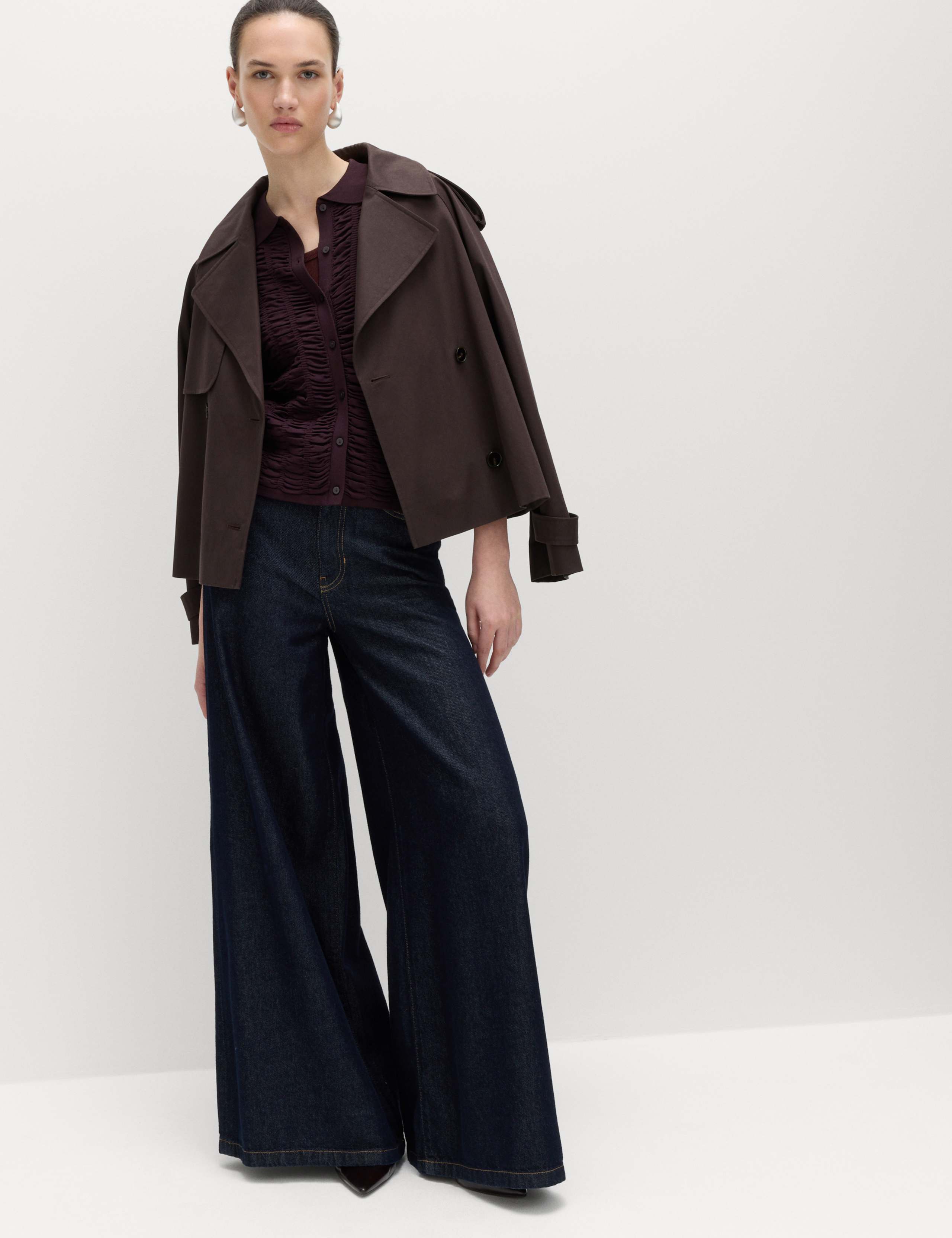 Textured Collared Fitted Cardigan 4 of 6