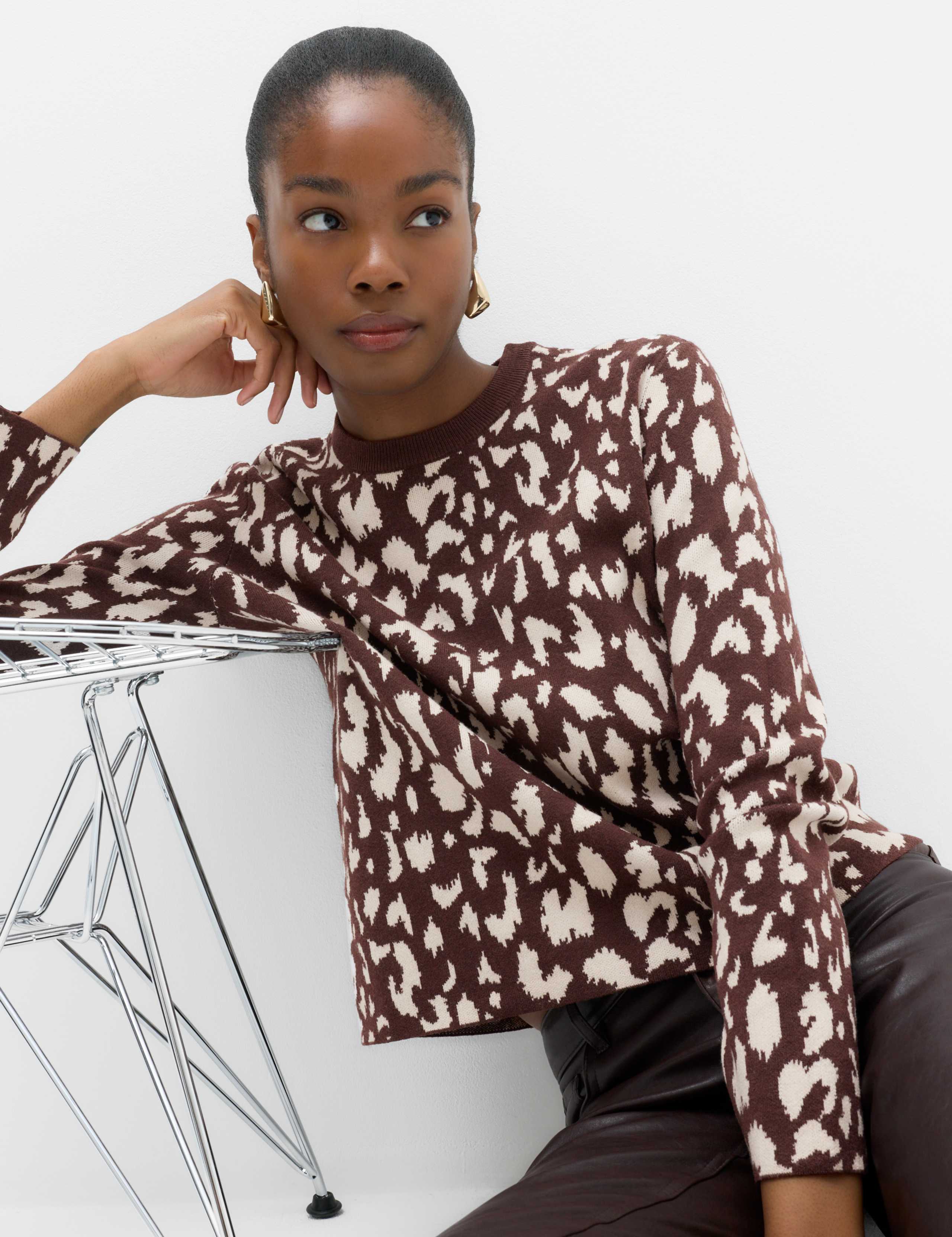 Animal Print Crew Neck Relaxed Jumper 5 of 5