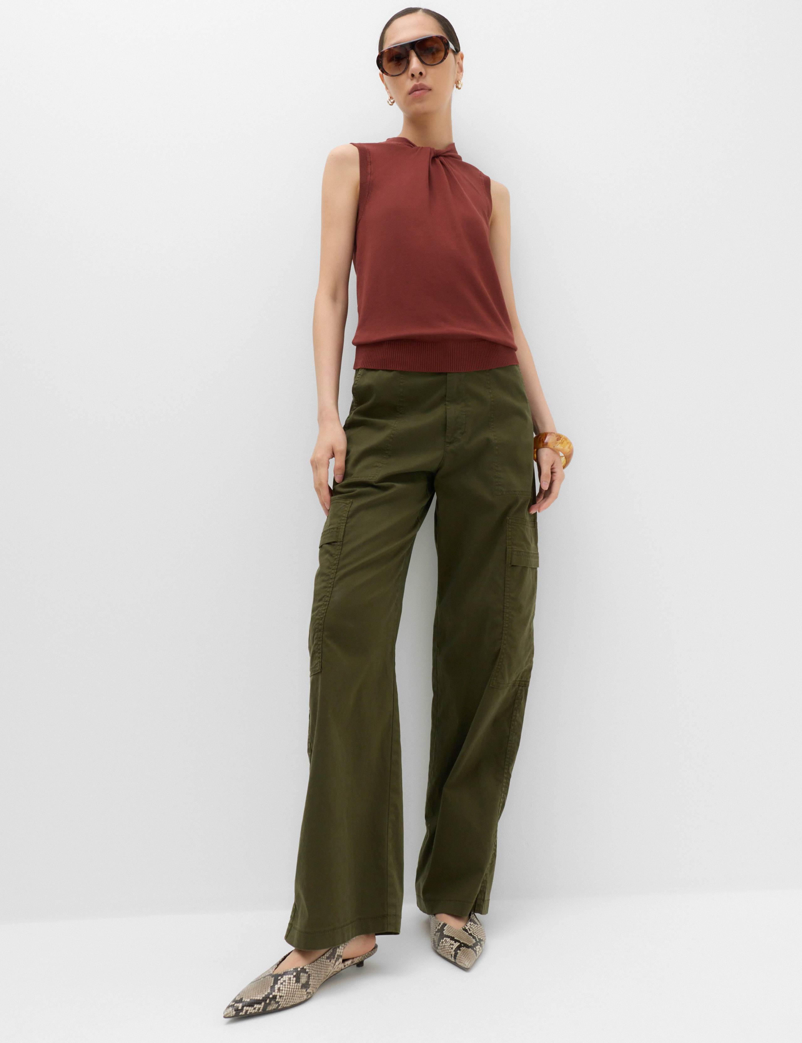 Twist Front Slim Knitted Vest 3 of 5