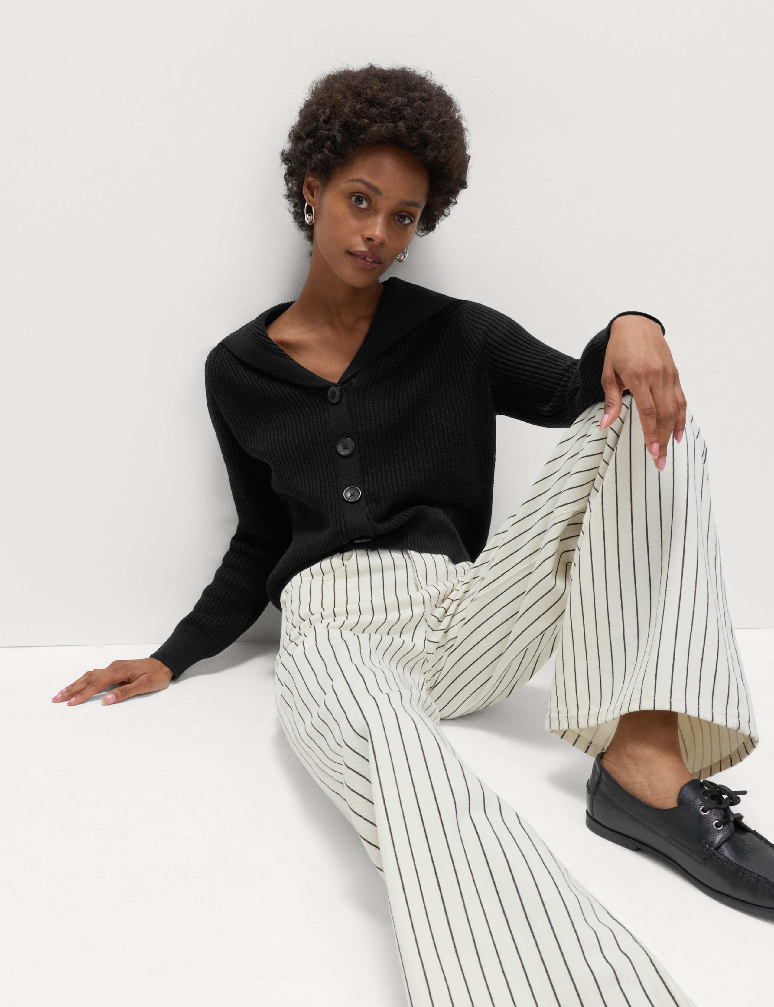 Collared V-Neck Button Through Cardigan 6 of 6