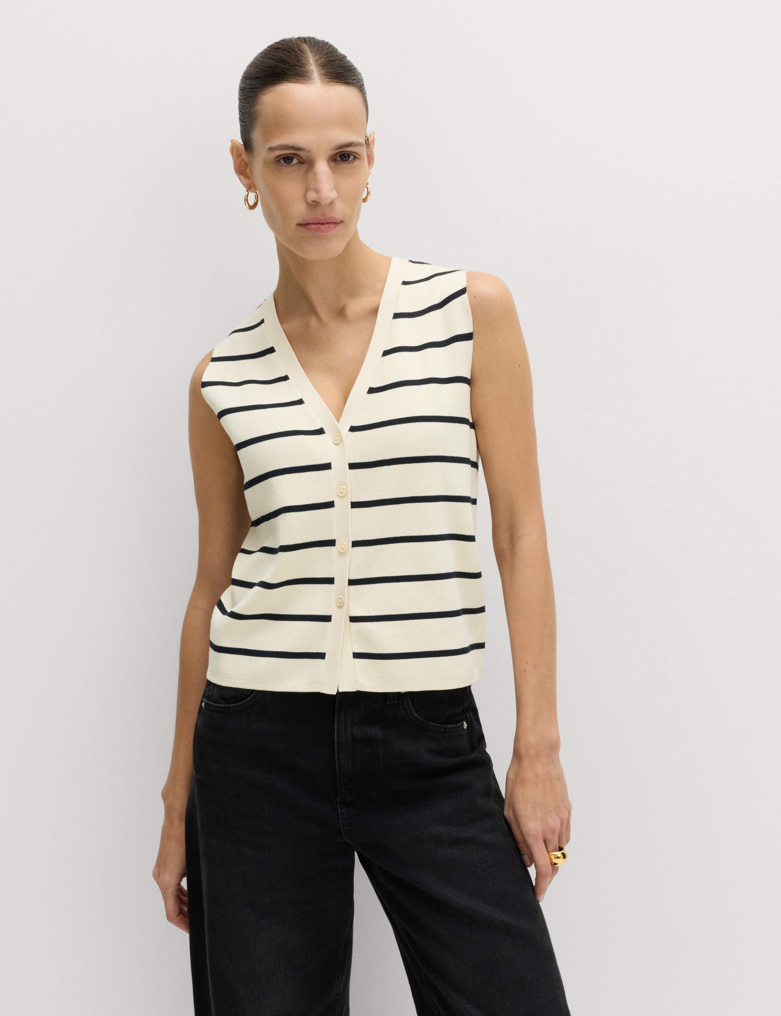Striped V-Neck Cropped Knitted Waistcoat 4 of 6