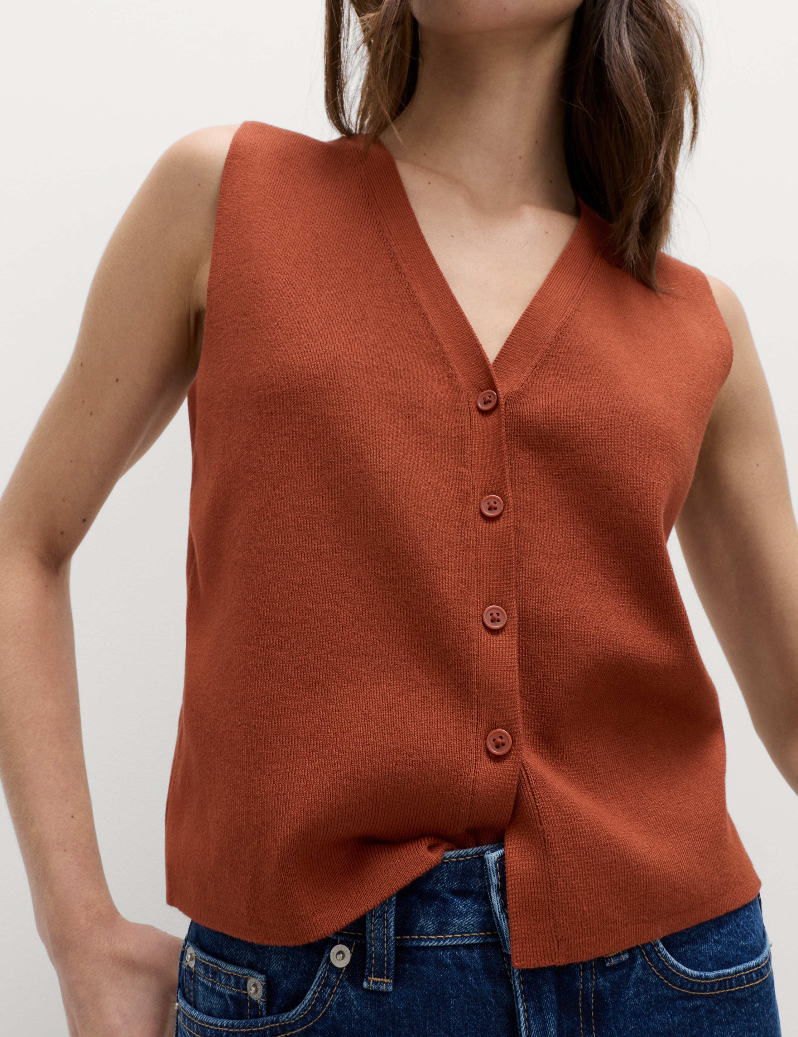 V-Neck Cropped Knitted Waistcoat 4 of 5