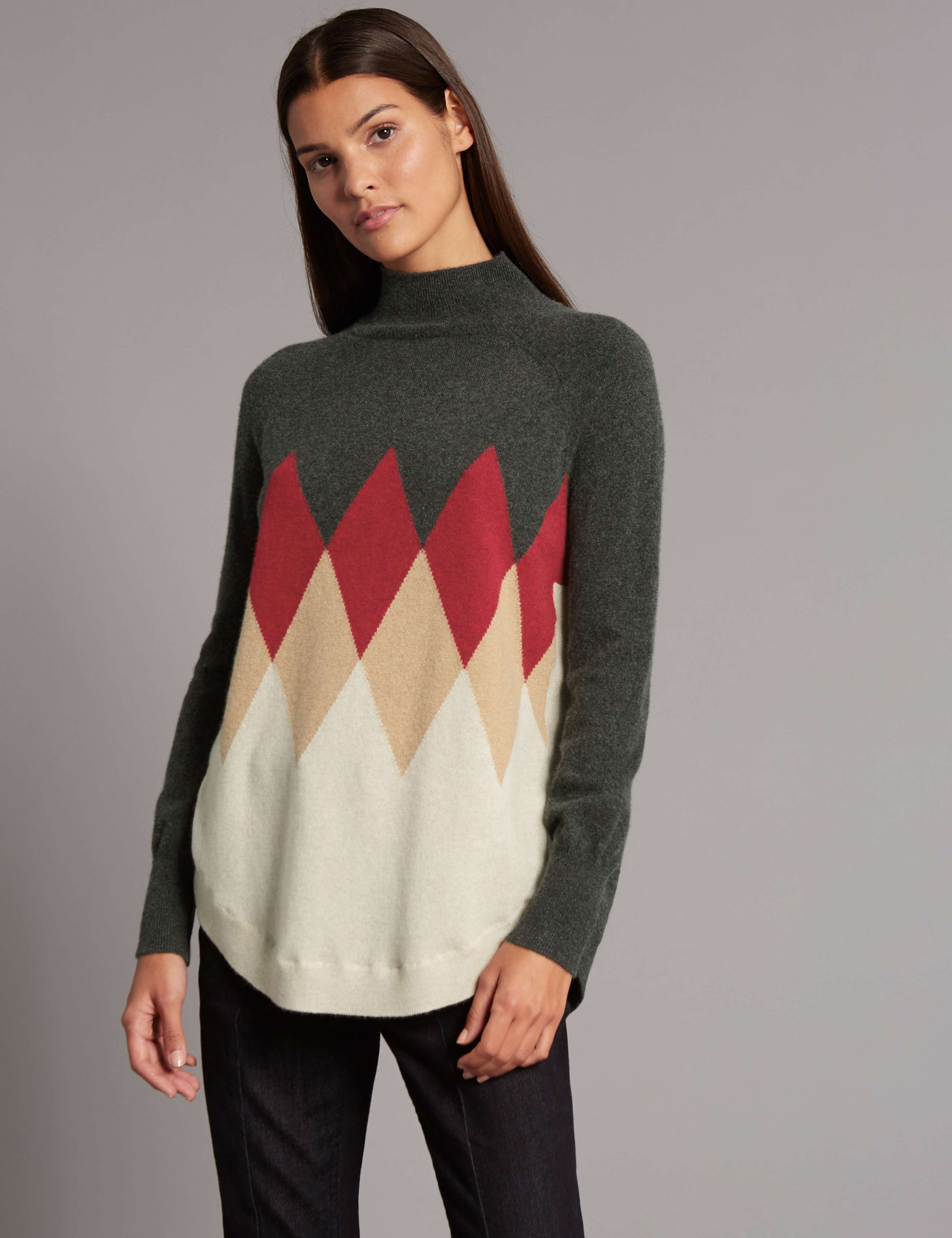 Pure Cashmere Colour Block Curve Hem Jumper 3 of 5
