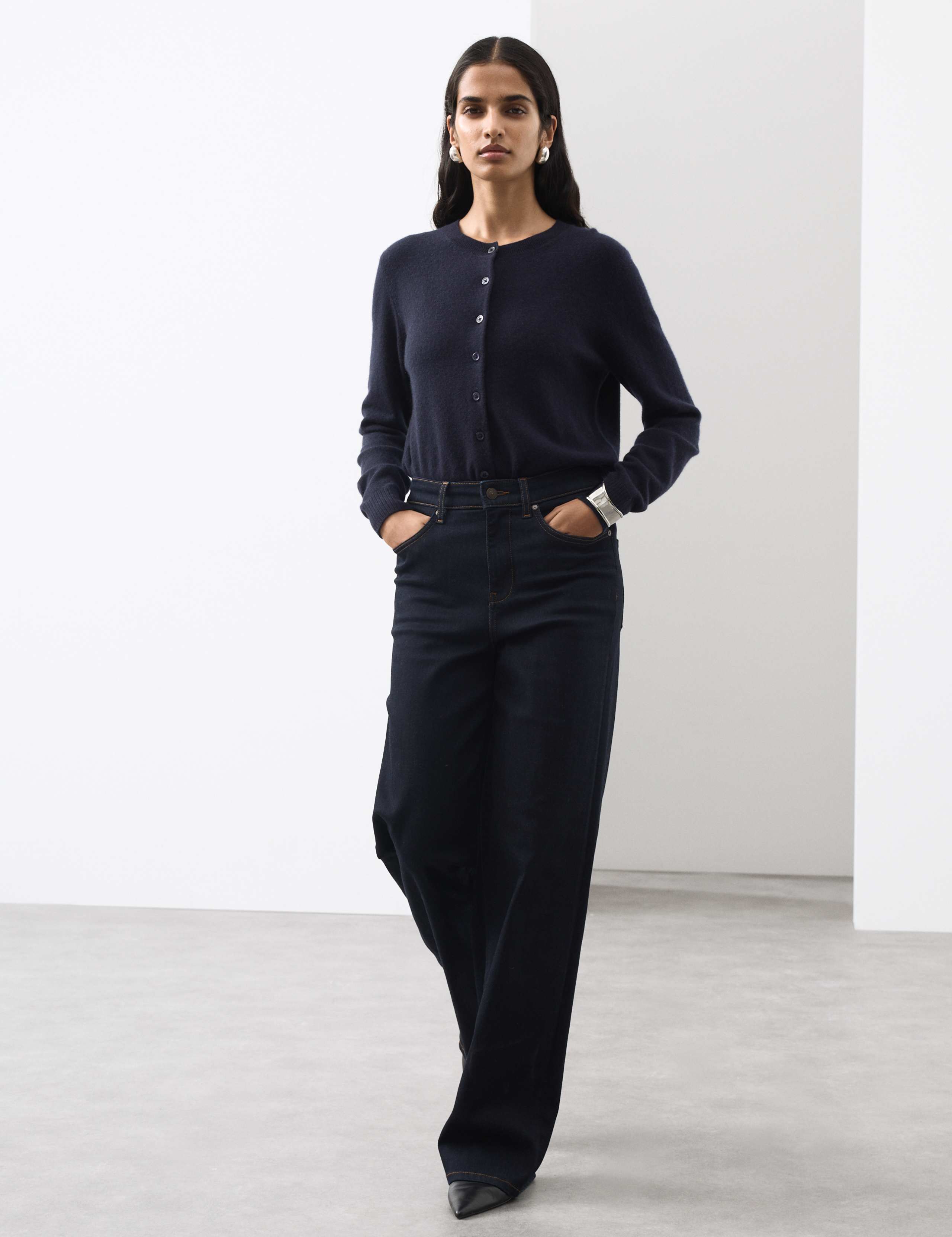 Pure Cashmere Crew Neck Relaxed Cardigan 3 of 5