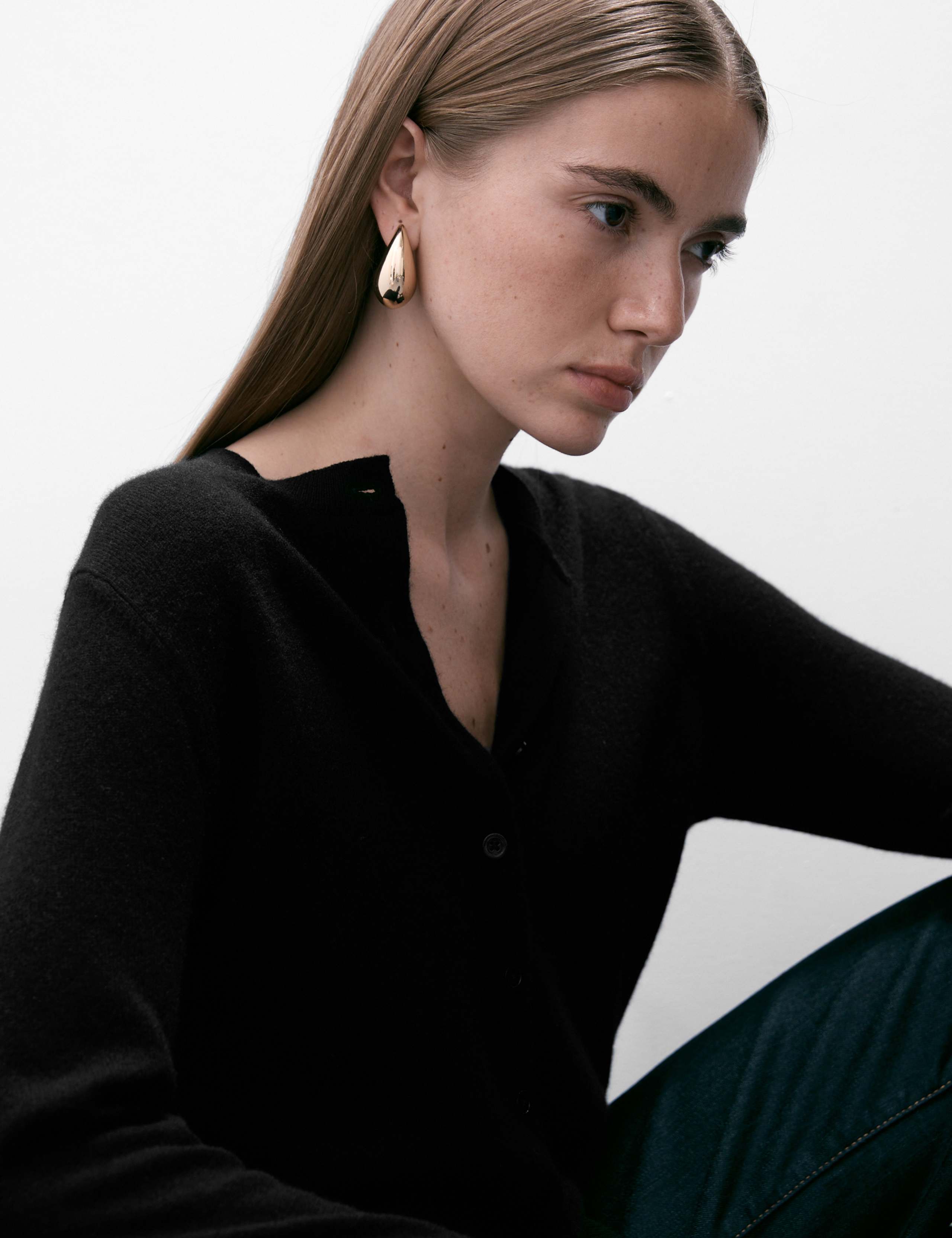 Pure Cashmere Crew Neck Relaxed Cardigan 3 of 6