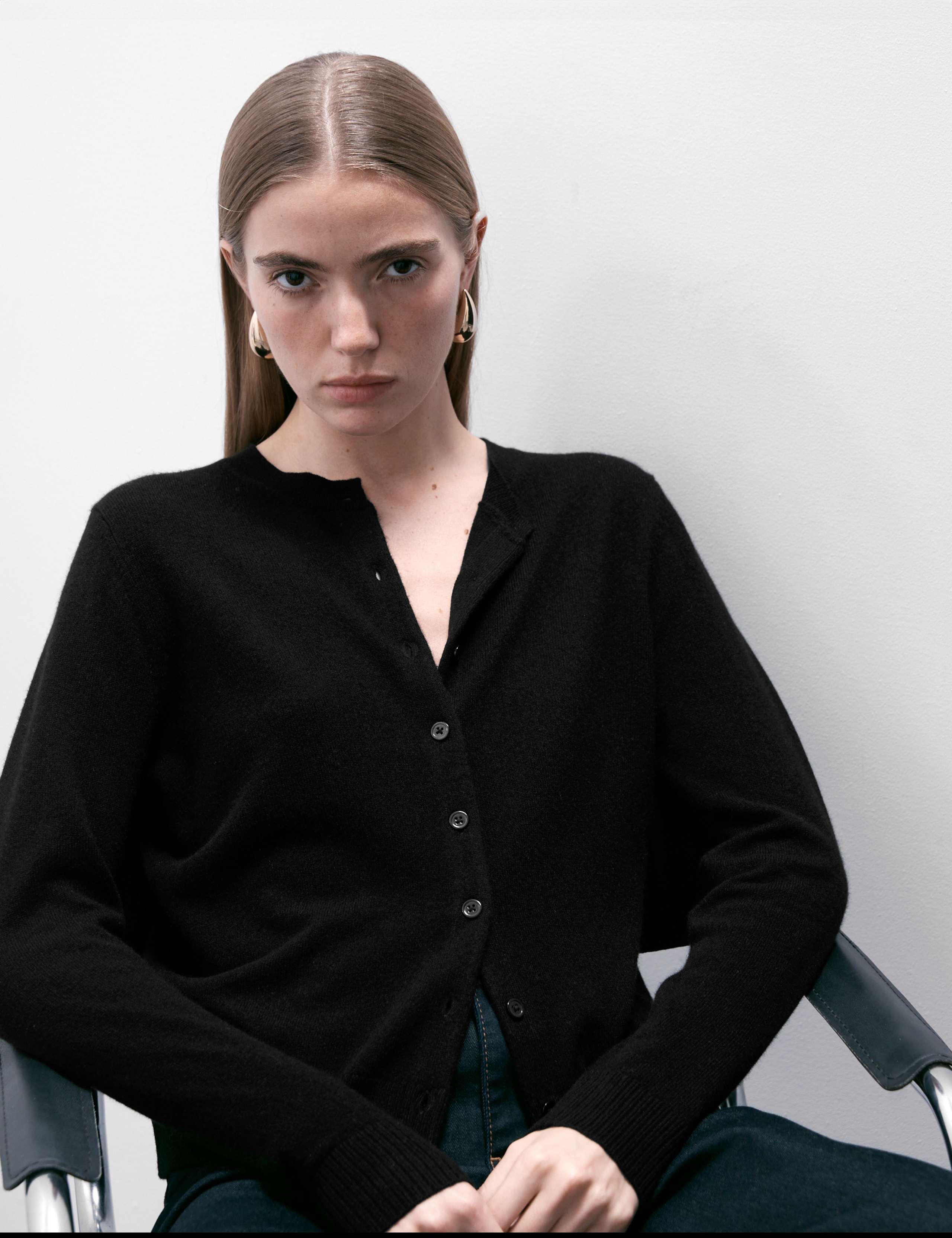 Pure Cashmere Crew Neck Relaxed Cardigan 4 of 6