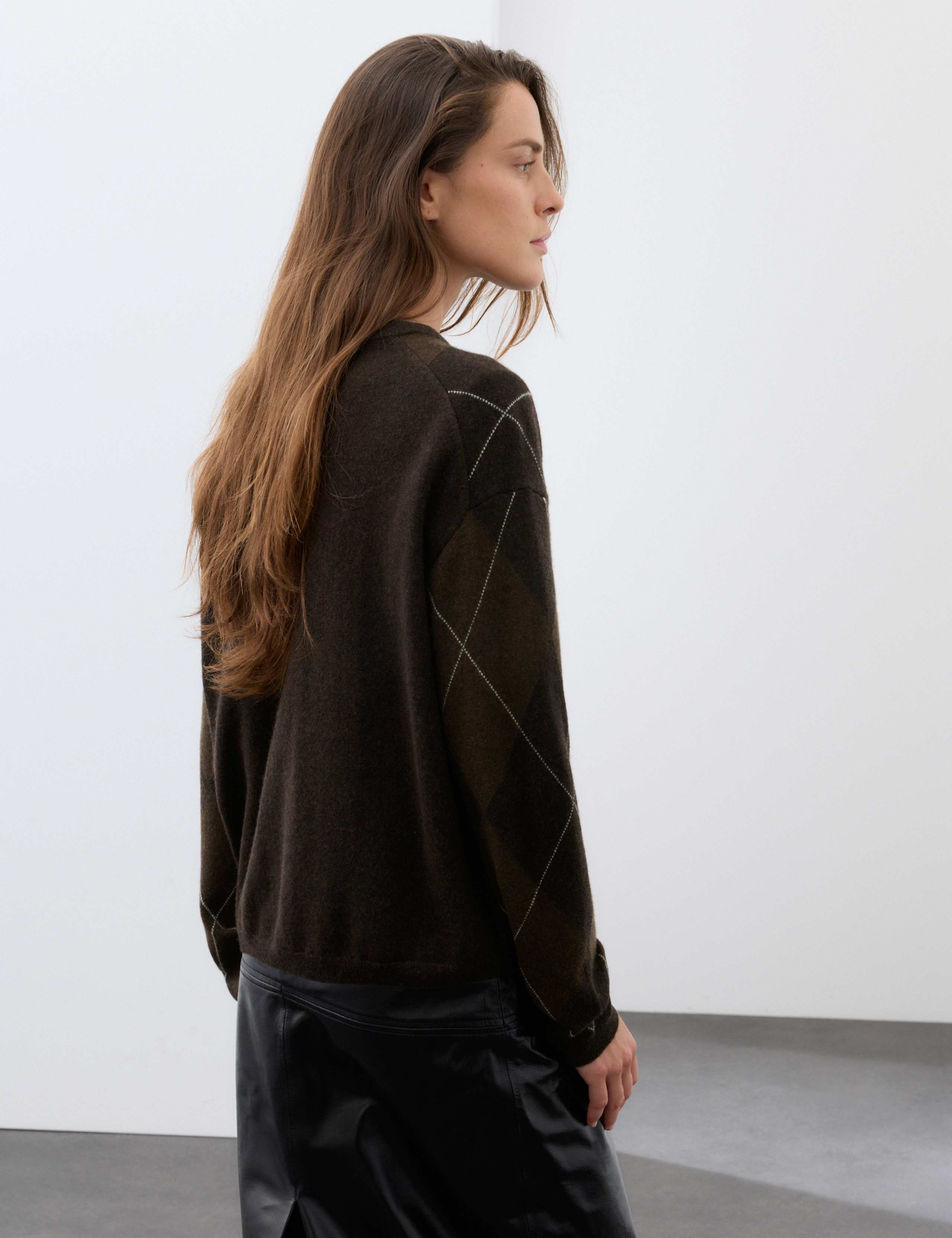 Pure Cashmere Argyle Relaxed Jumper 3 of 6