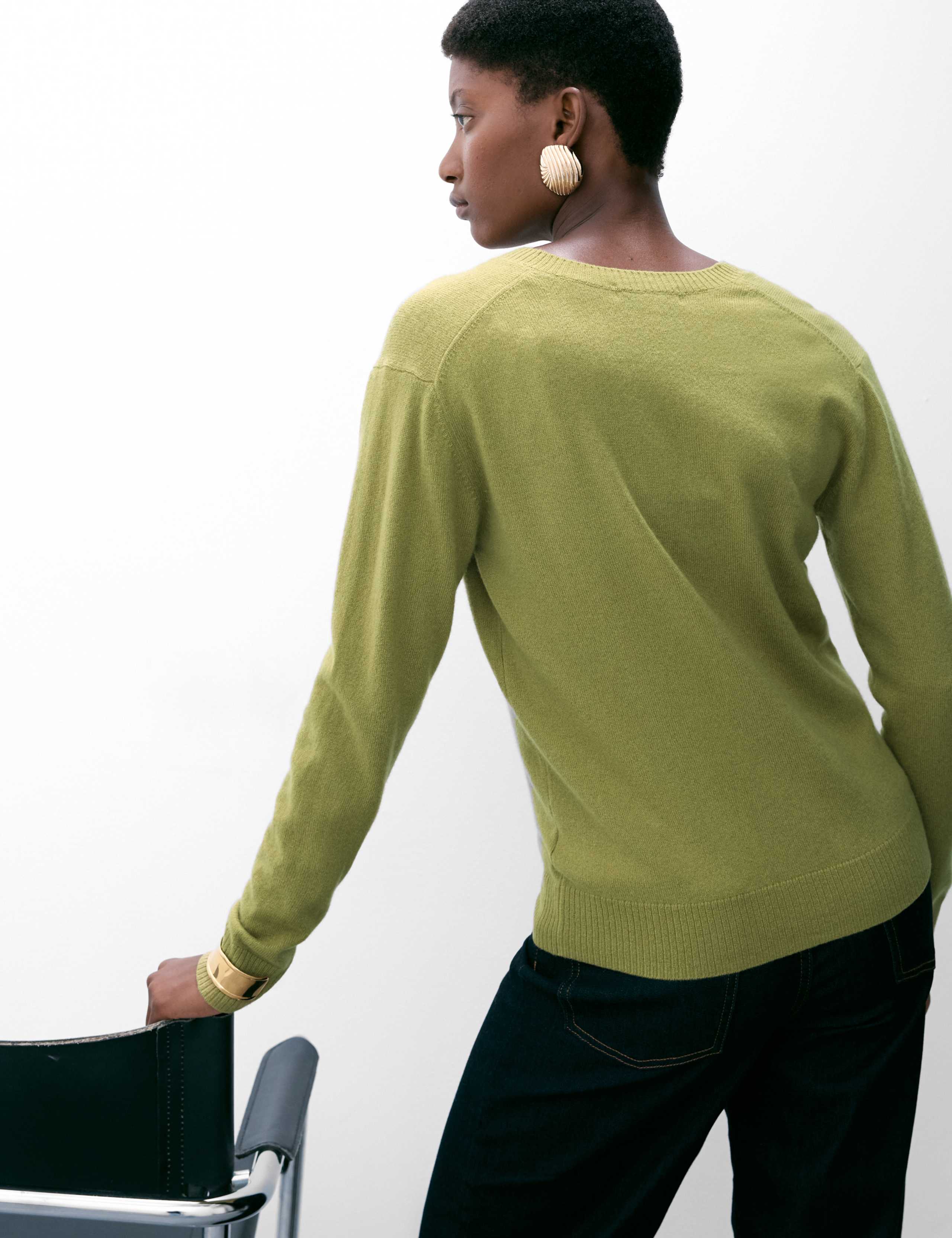 Pure Cashmere V-Neck Jumper 5 of 6