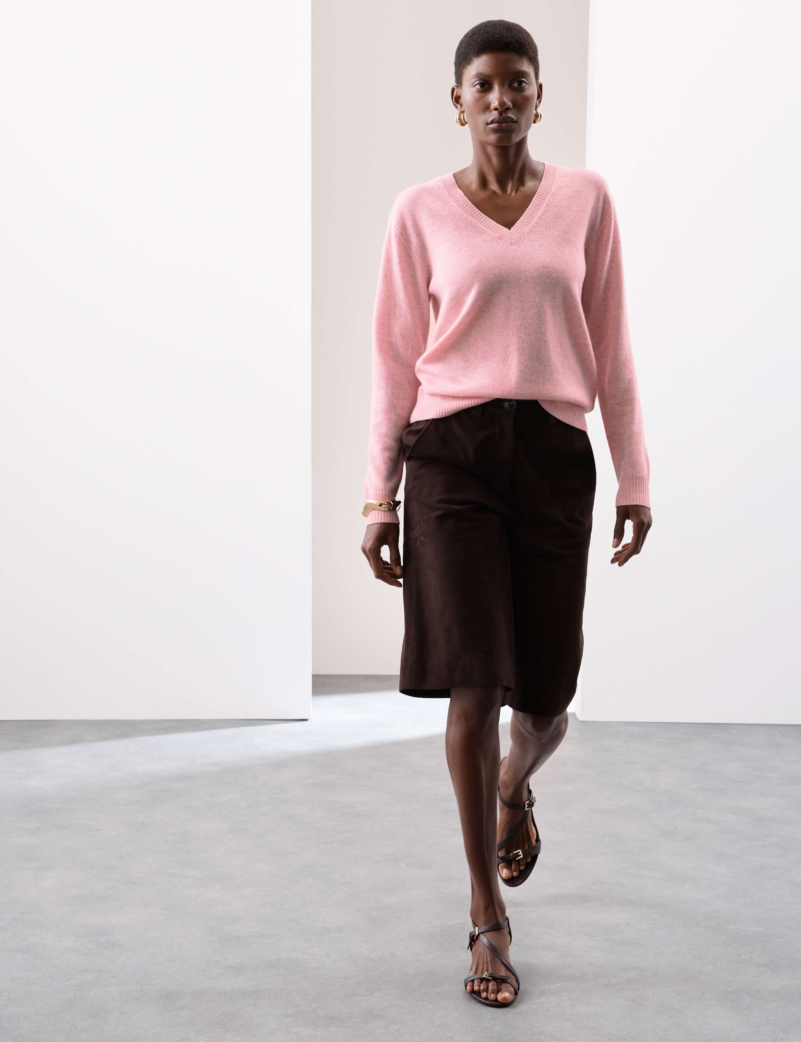 Pure Cashmere V-Neck Jumper 3 of 6