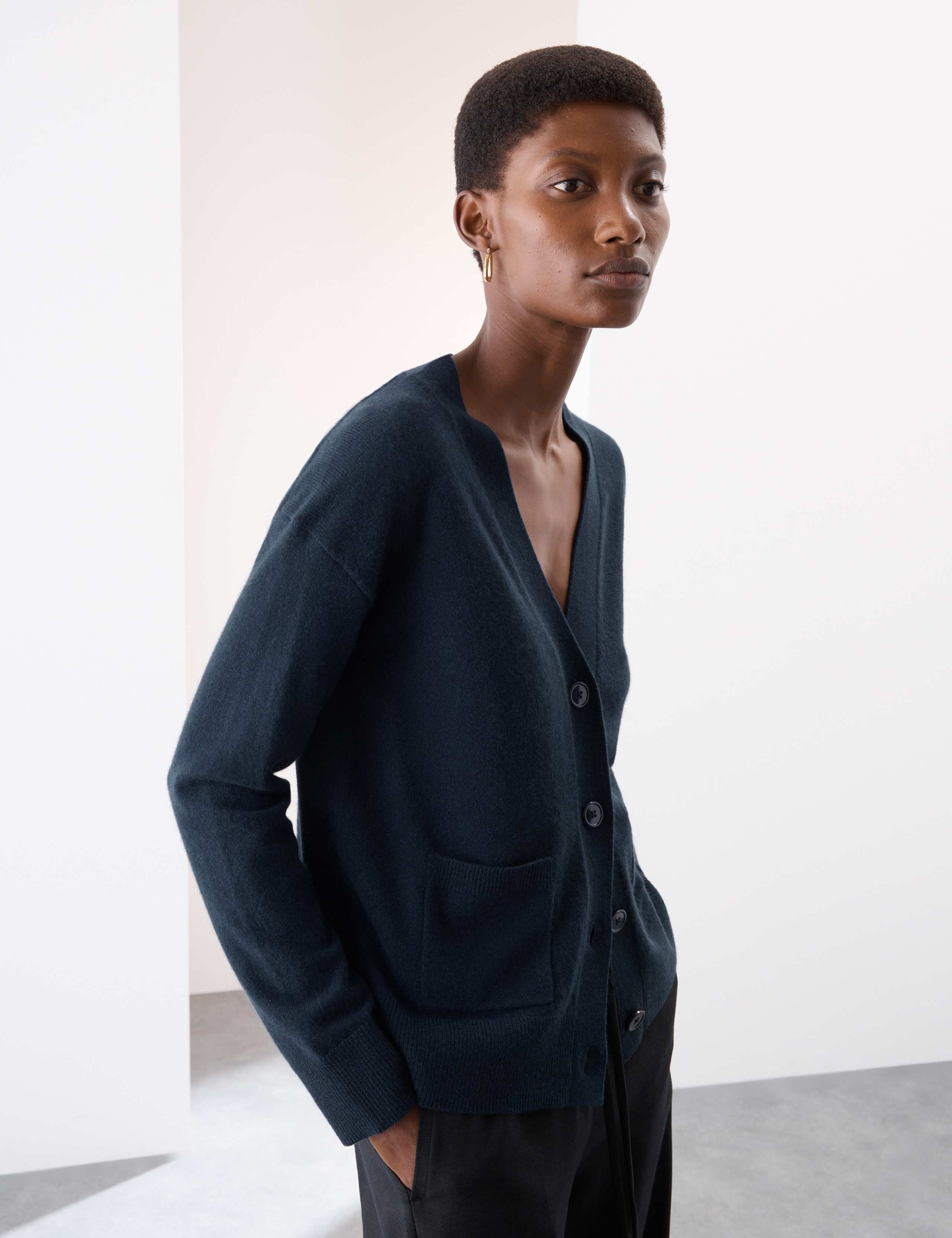 Pure Cashmere V-Neck Button Front Cardigan 3 of 8