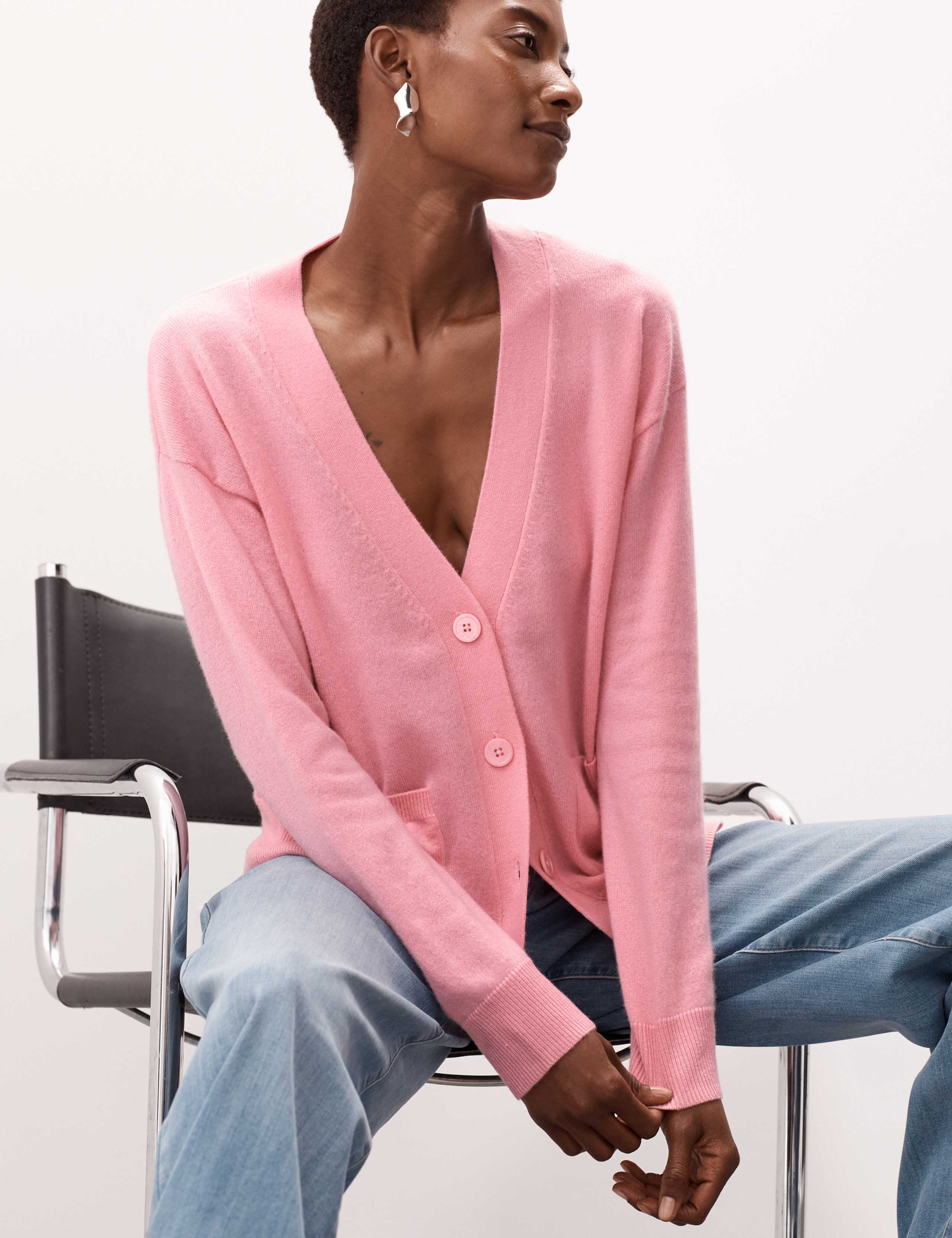 Pure Cashmere V-Neck Button Front Cardigan 5 of 7