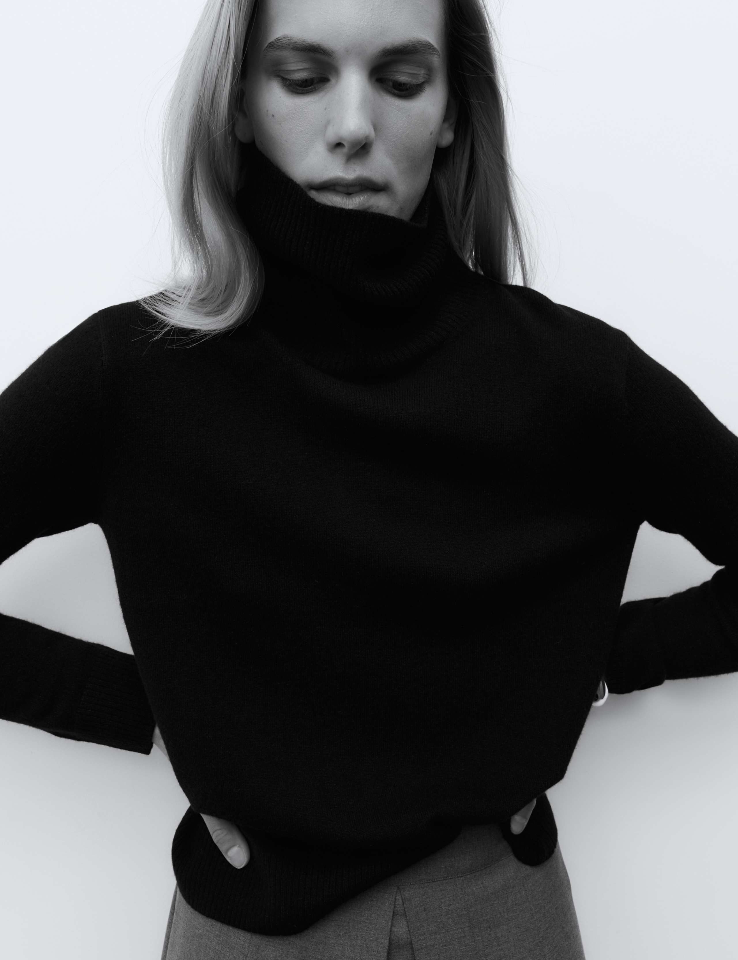 Pure Cashmere Roll Neck Jumper 5 of 7