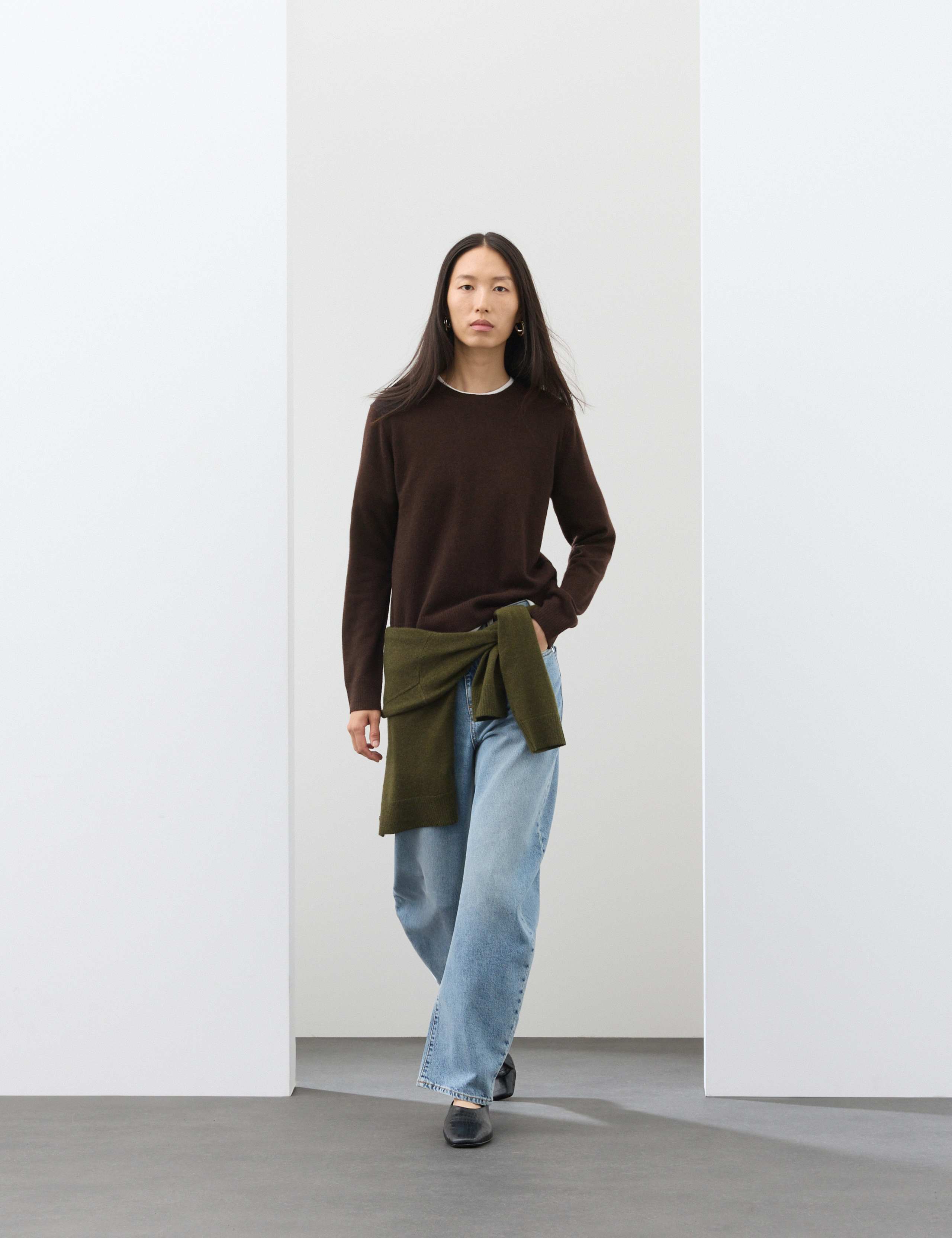Pure Cashmere Crew Neck Jumper 4 of 6
