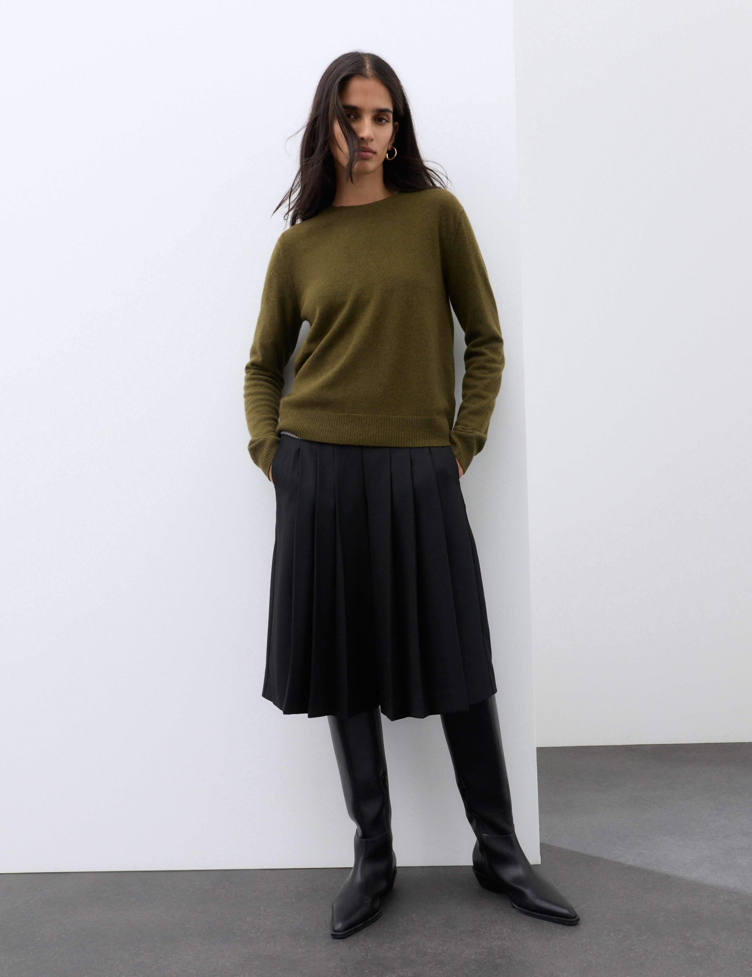 Pure Cashmere Crew Neck Jumper 7 of 7