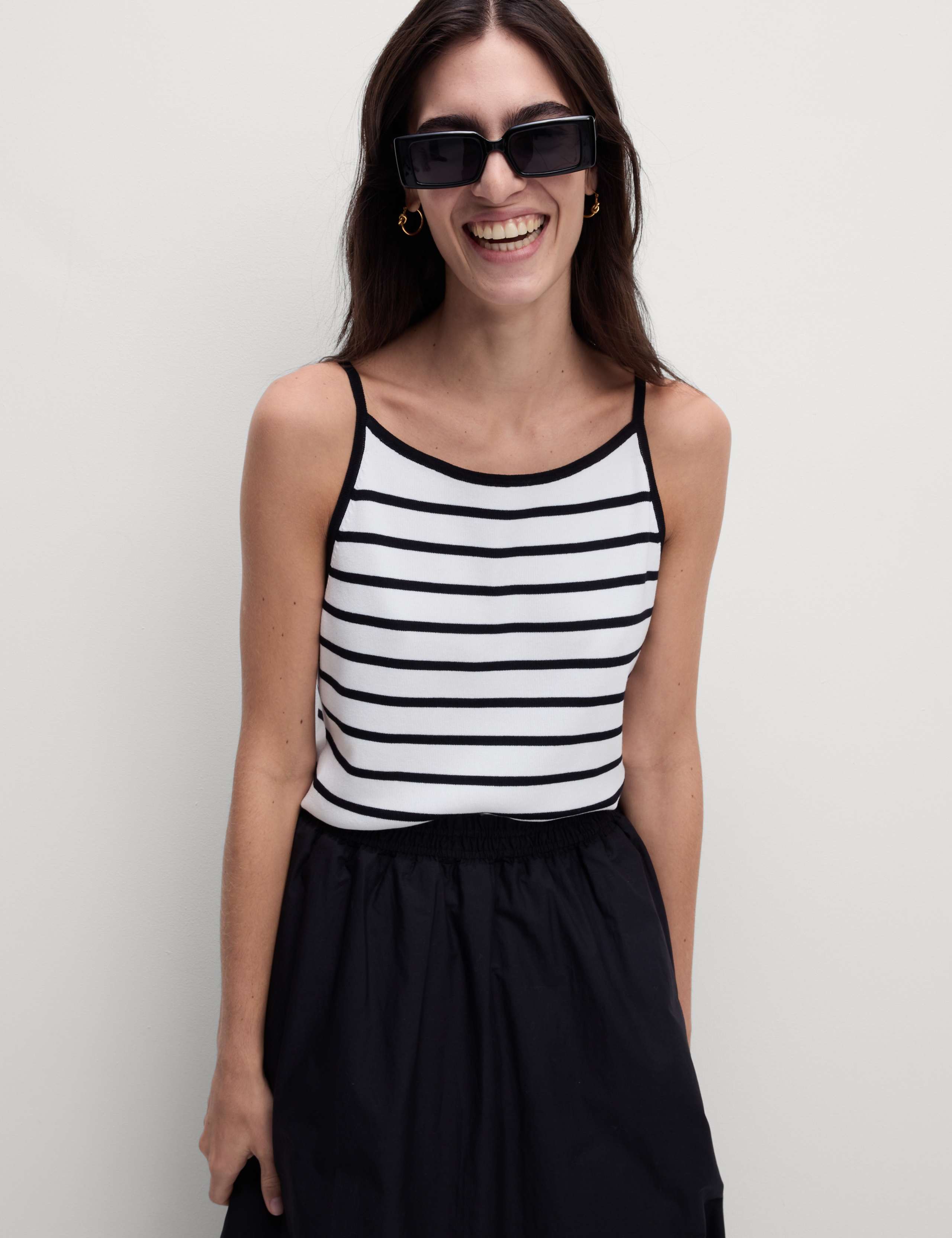 Striped Square Neck Fitted Knitted Vest 3 of 6