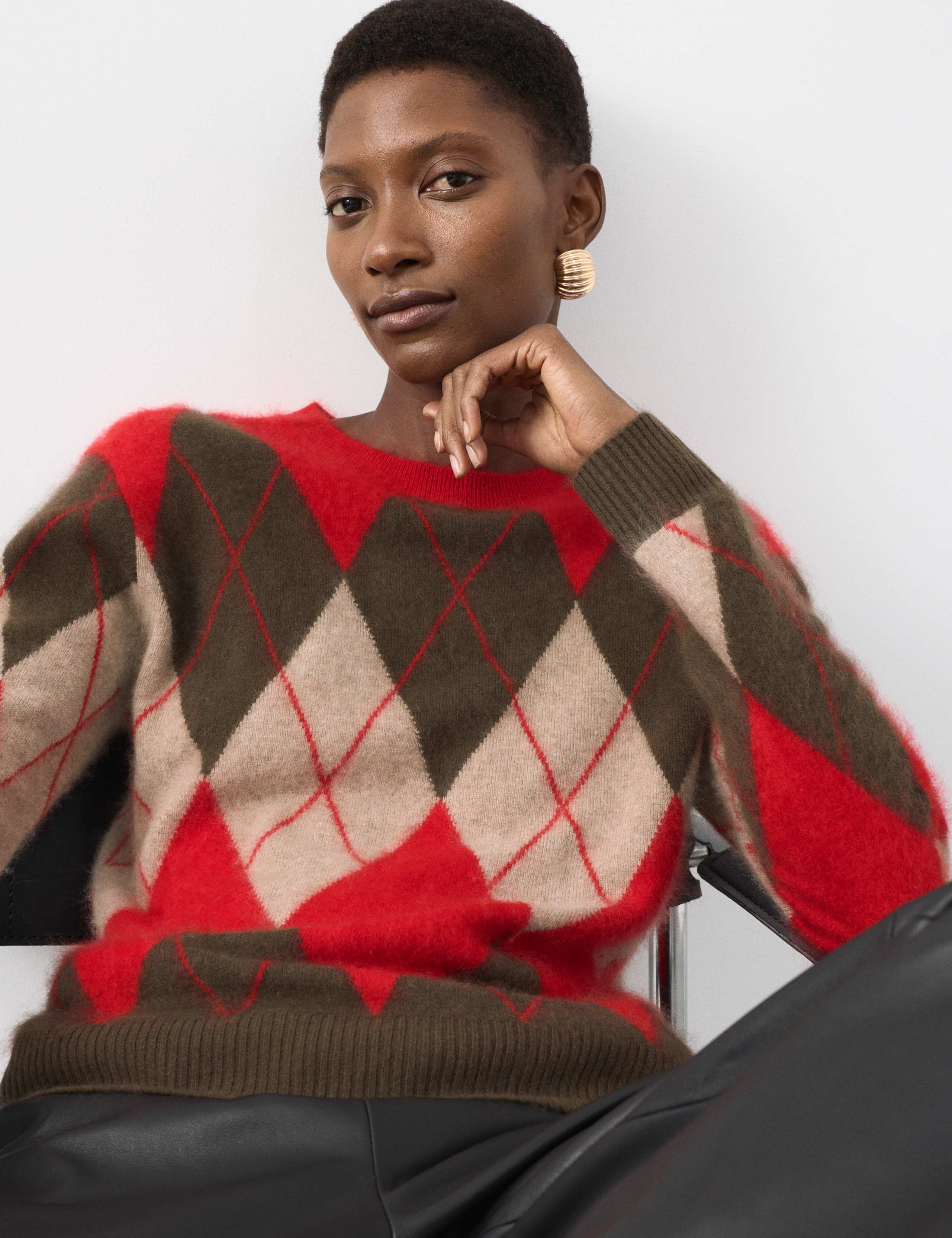 Merino Wool Rich Brushed Argyle Jumper with Cashmere 1 of 7