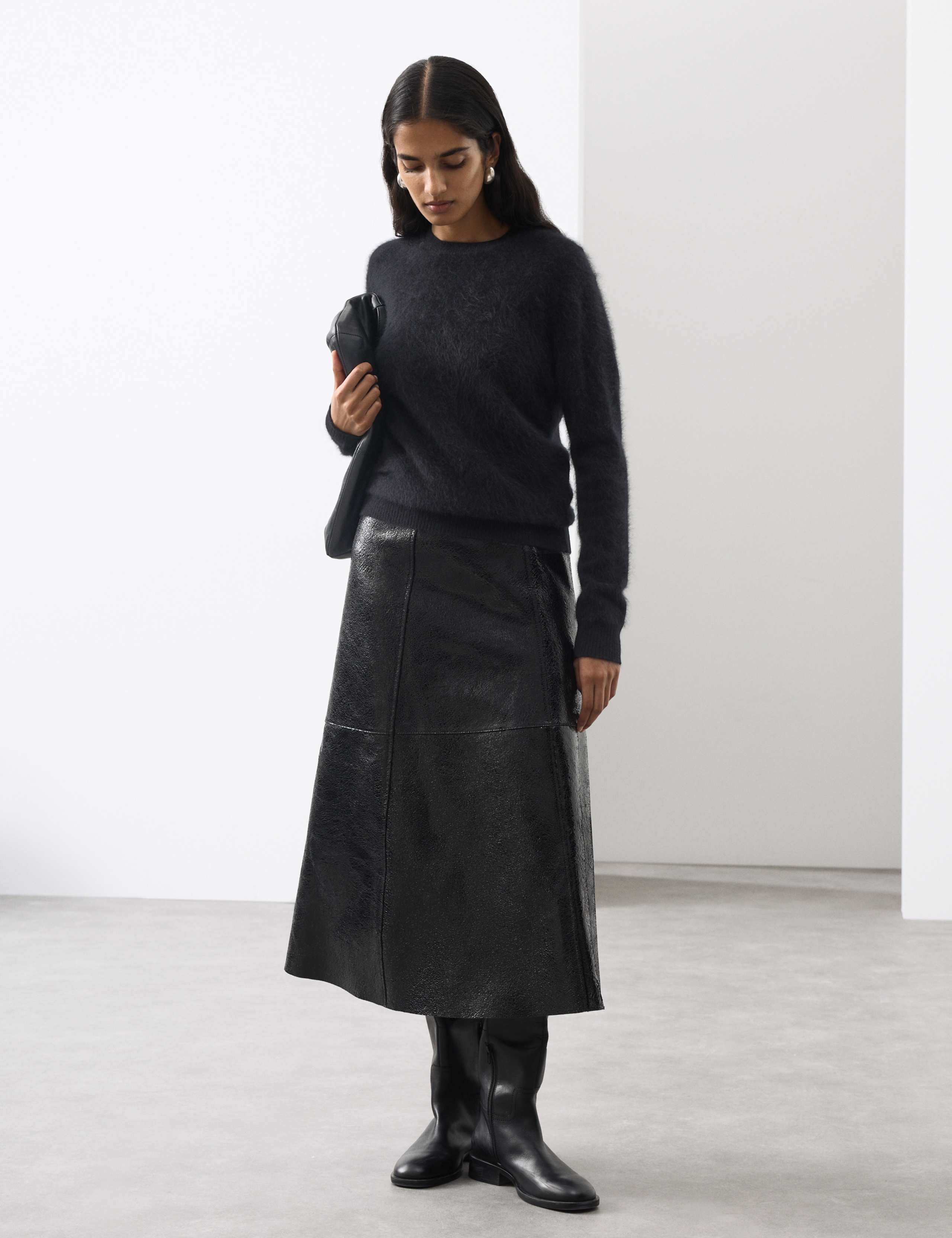 Brushed Wool with Cashmere Crew Neck Jumper 5 of 5