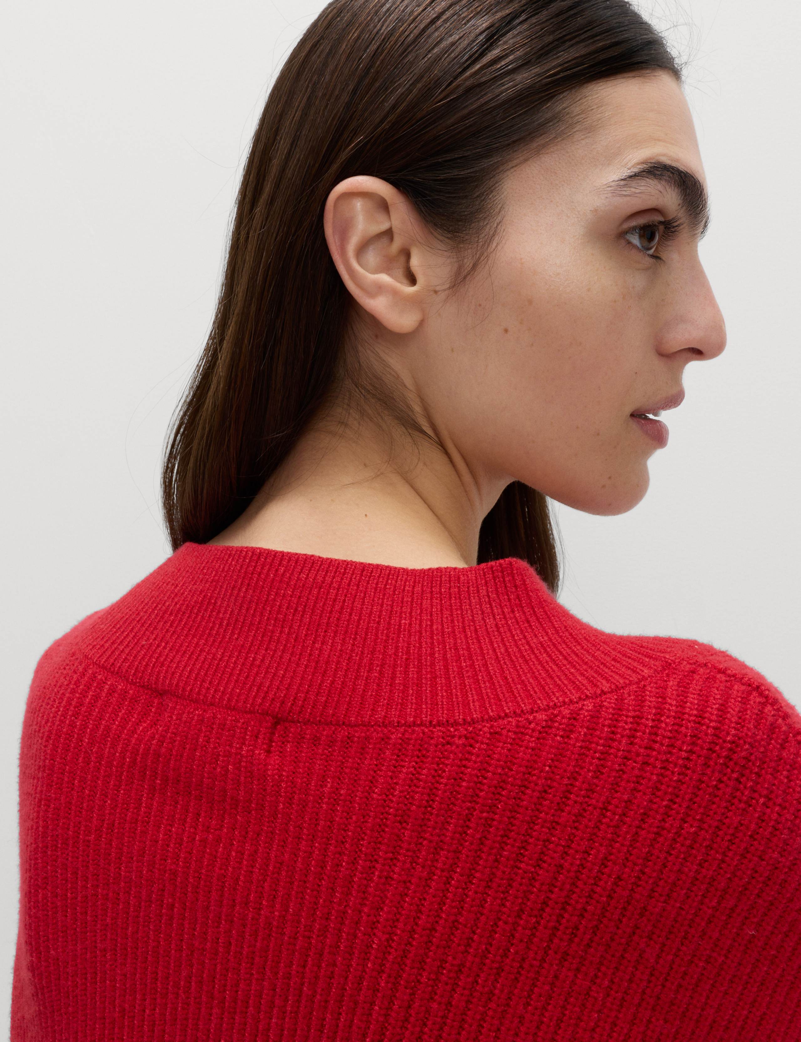 Ribbed V-Neck Relaxed Jumper 5 of 5