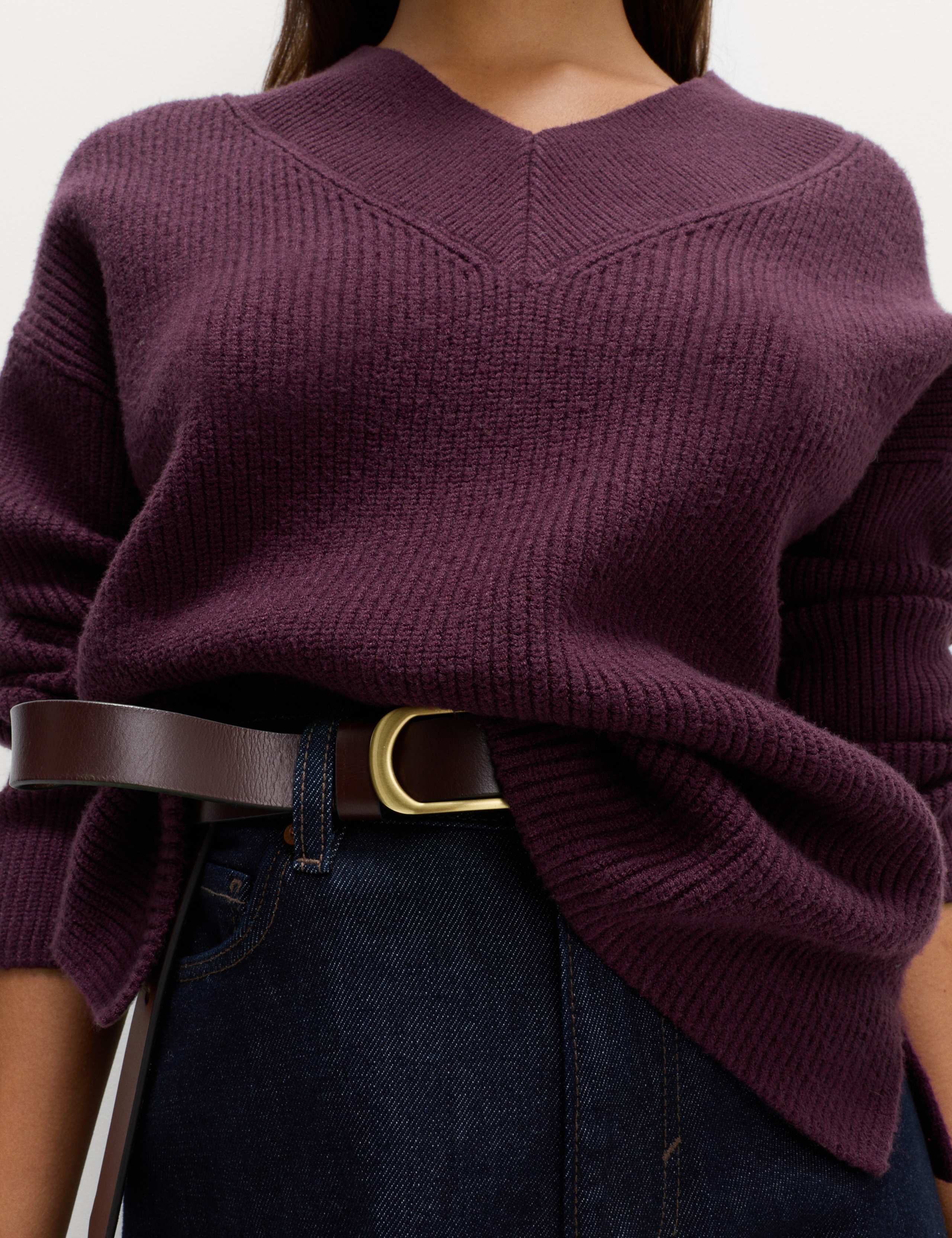 Ribbed V-Neck Relaxed Jumper 5 of 6