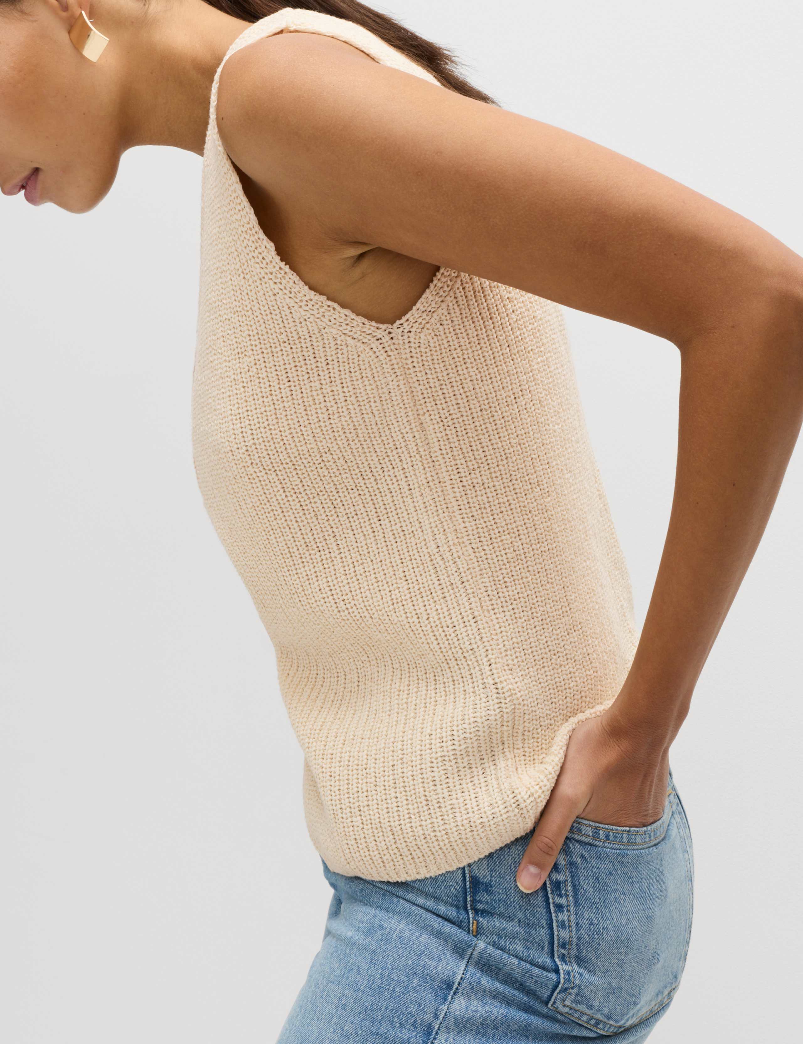 Cotton Blend Ribbed Knitted Waistcoat 6 of 6