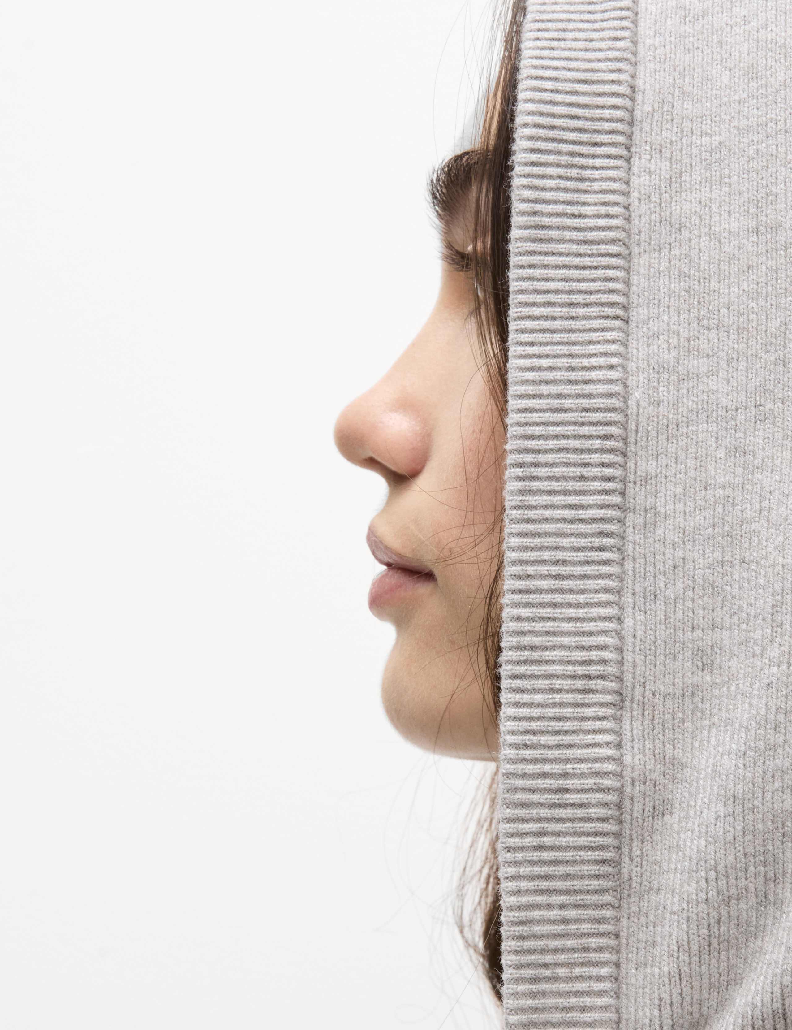 Soft Touch Knitted Zip Up Hoodie 6 of 8