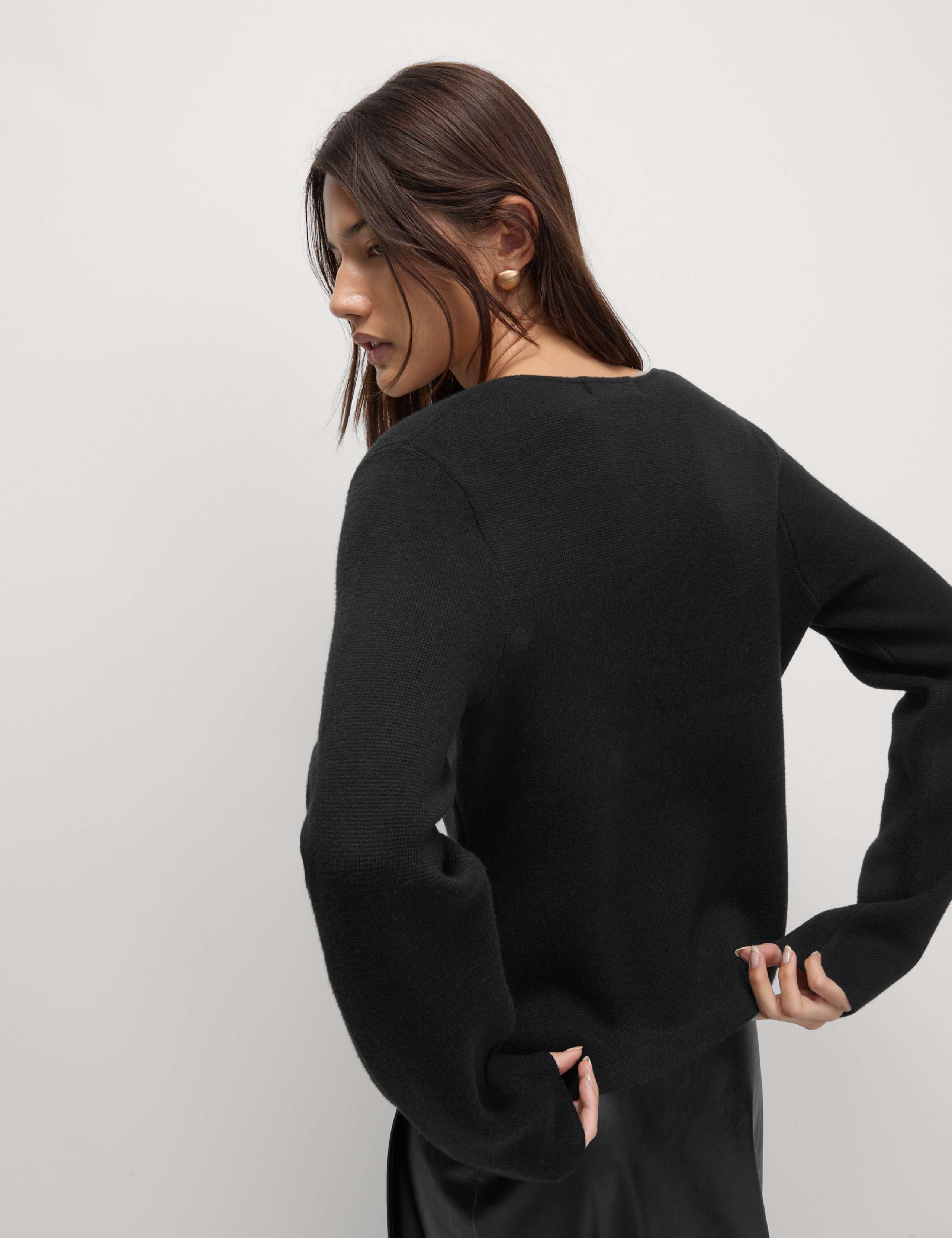 Soft Touch V-Neck Waisted Knitted Jacket 4 of 6