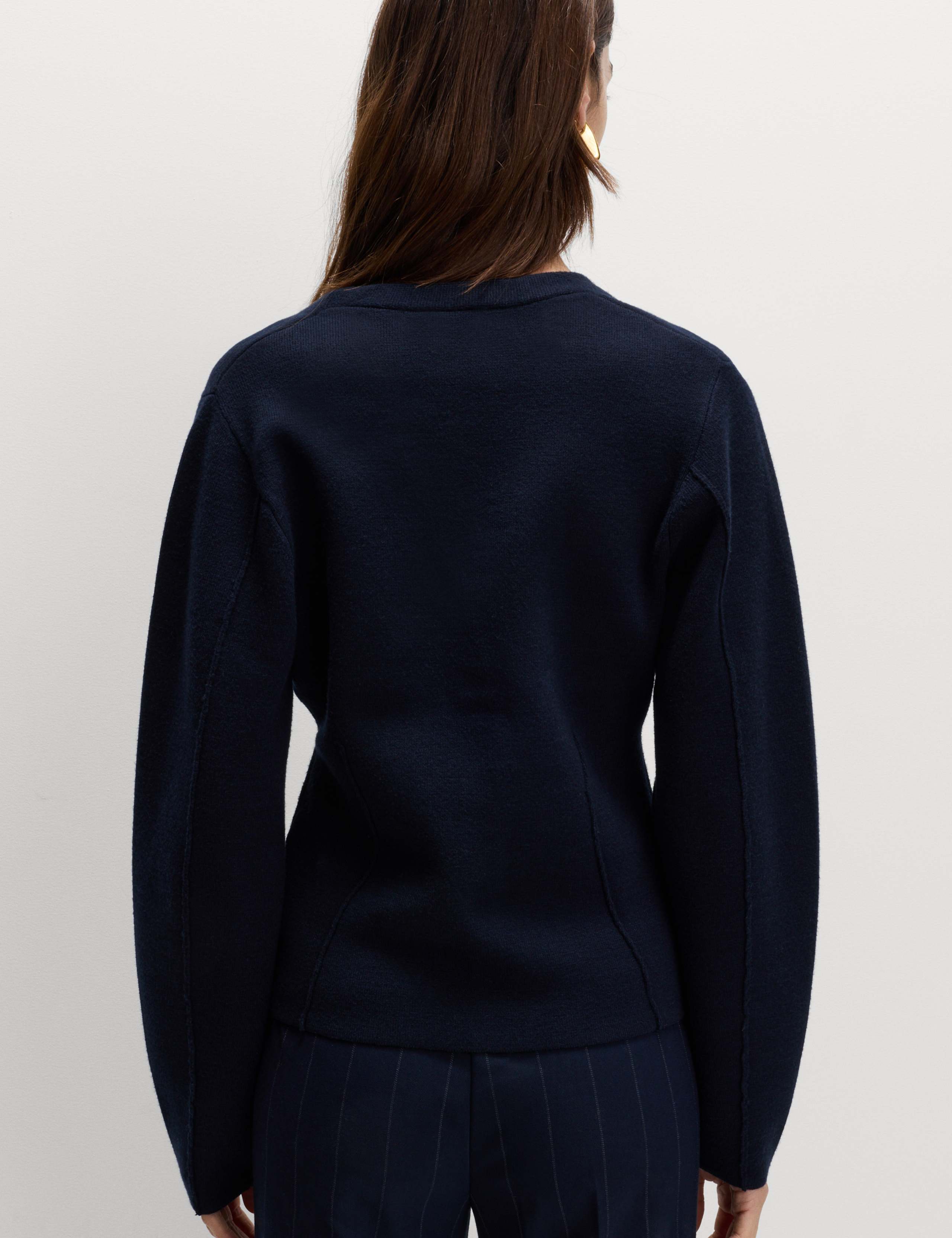 V-Neck Waisted Slim Fit Cardigan 6 of 6