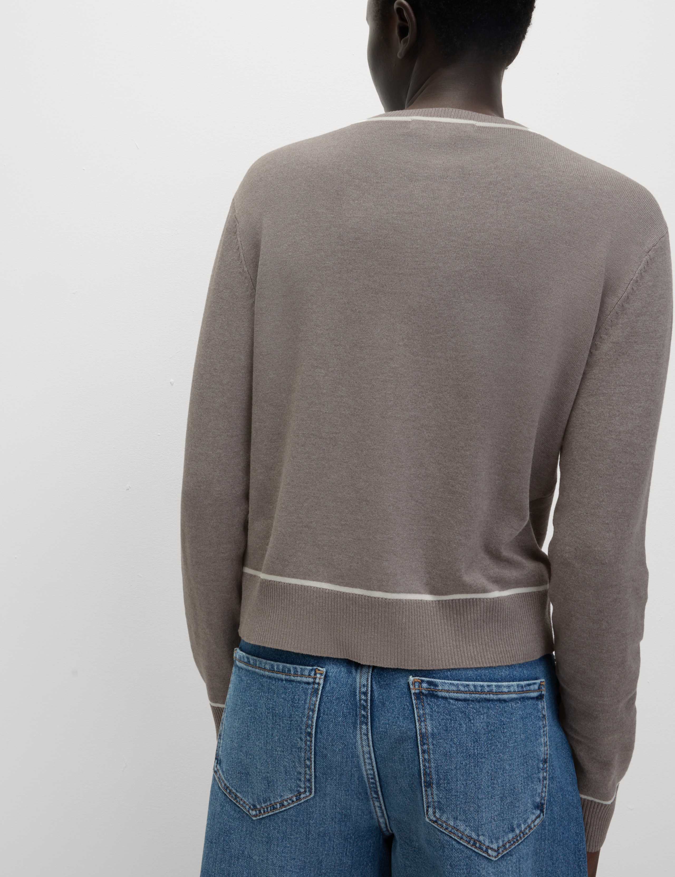 Crew Neck Tipped Detail Button Front Cardigan 5 of 8