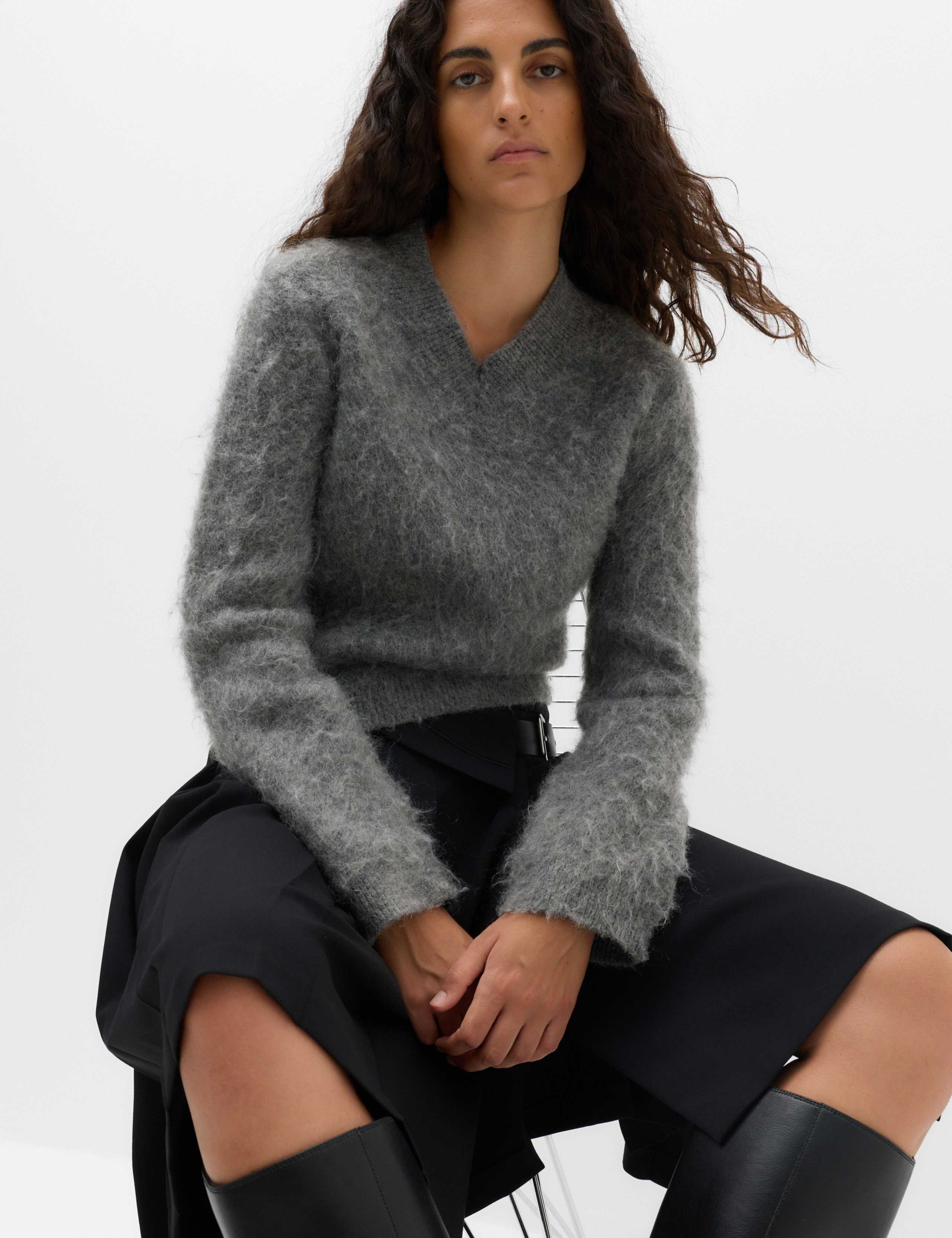 Wool Blend V-Neck Jumper with Mohair 6 of 7