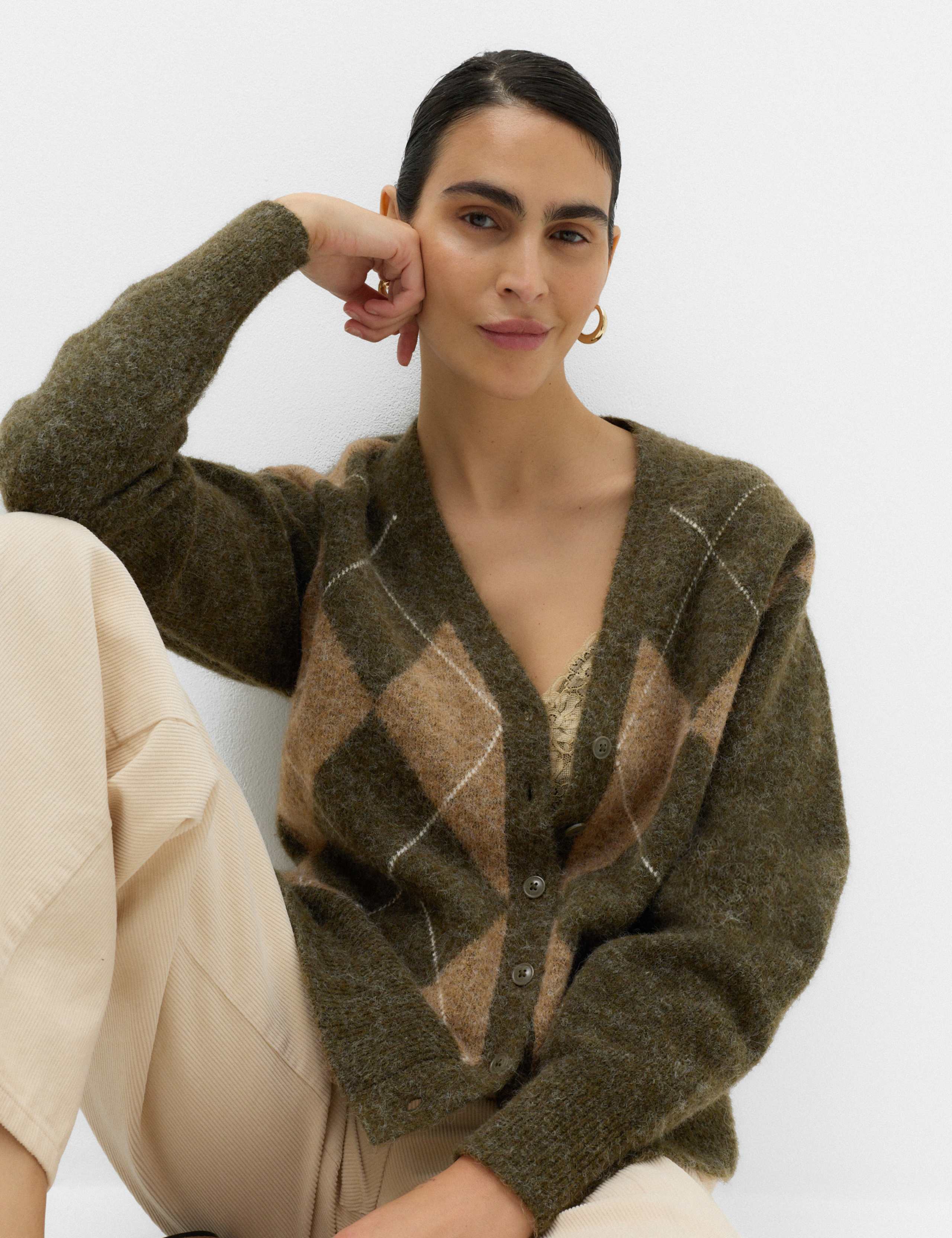 Argyle V-Neck Button Front Relaxed Fit Cardigan 1 of 5