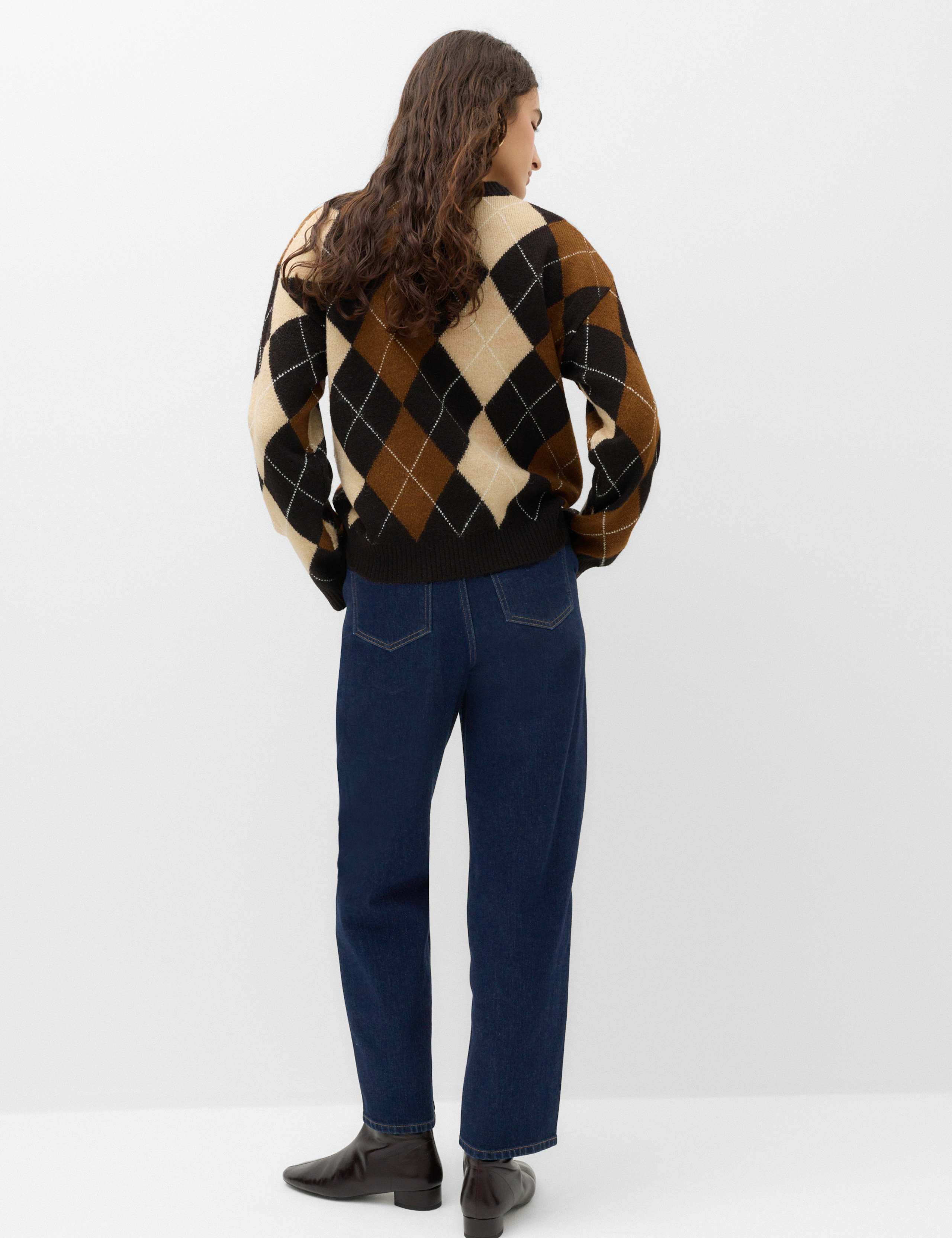 Argyle Crew Neck Relaxed Jumper 4 of 5