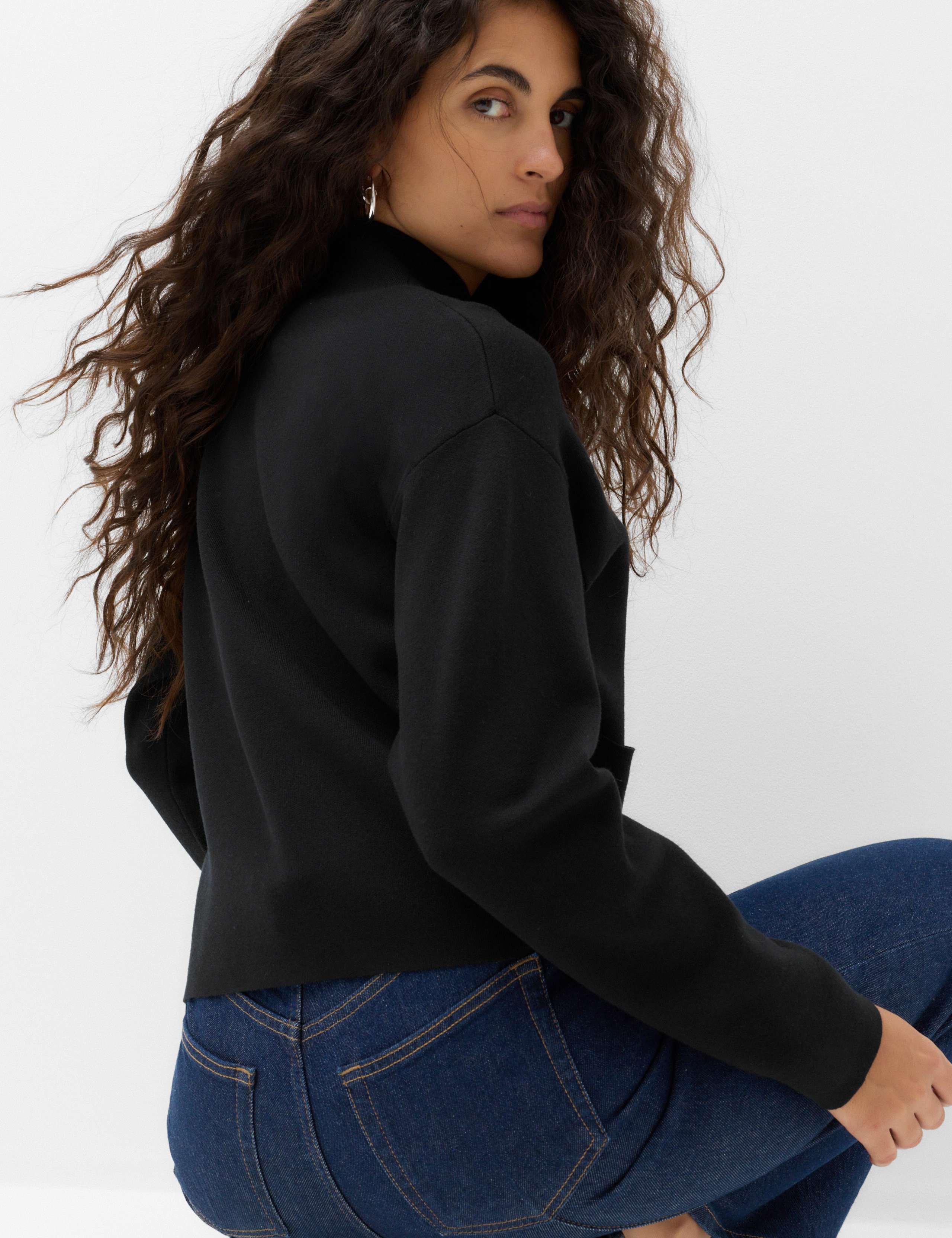 Rayon Rich Funnel Neck Zip Up Pocket Detail Knitted Jacket 5 of 7