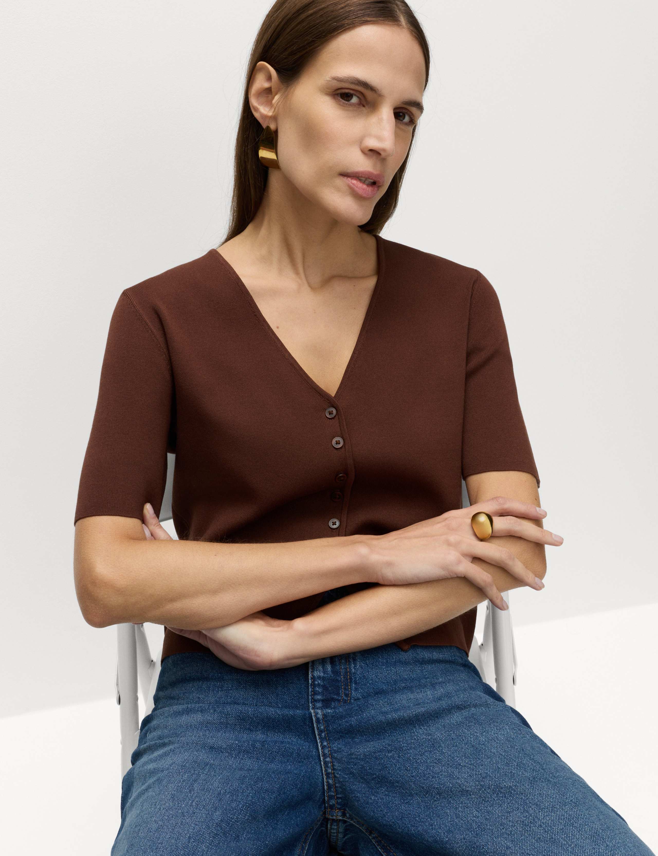 V-Neck Button Through Slim Fit Cardigan 3 of 5