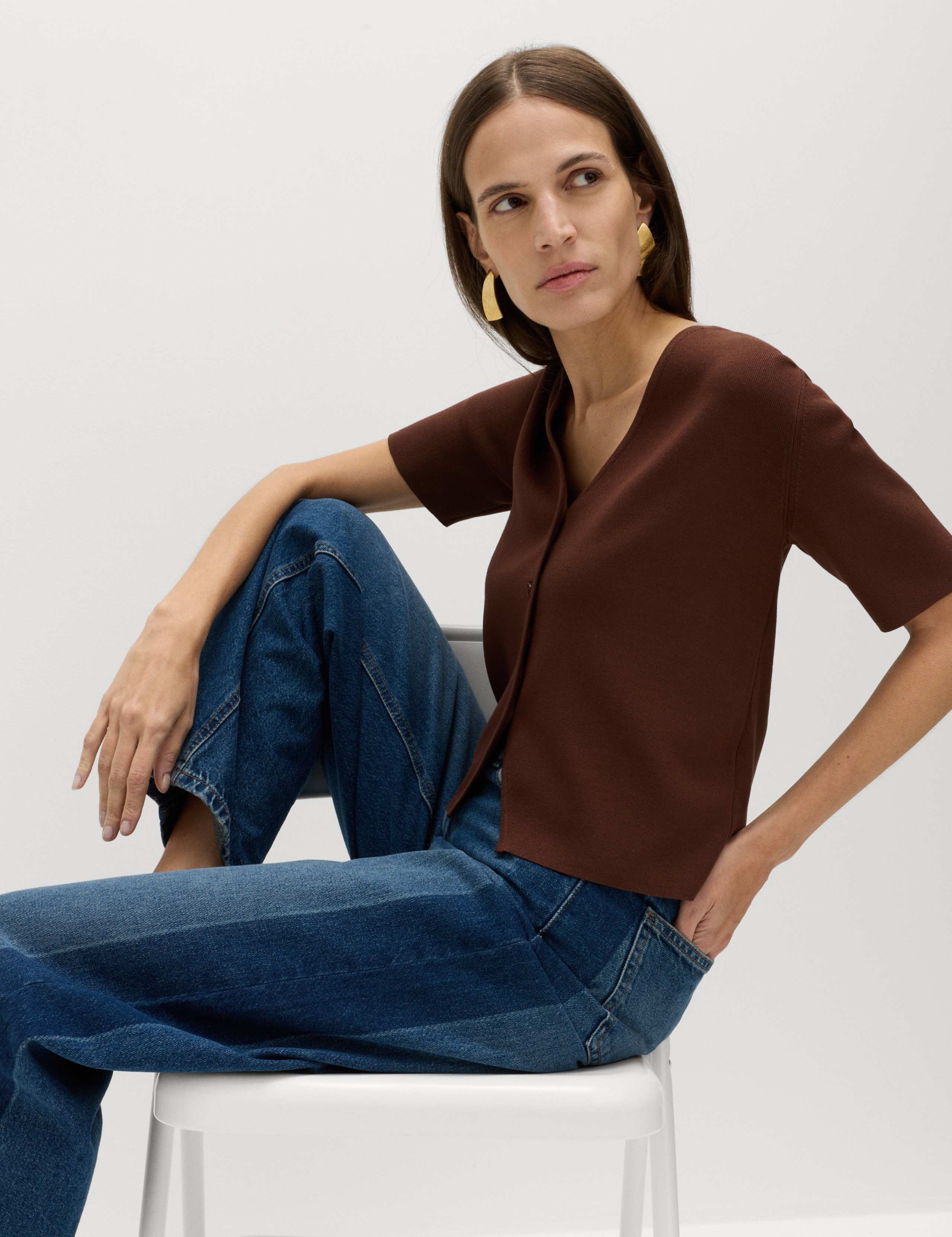 V-Neck Button Through Slim Fit Cardigan 4 of 5