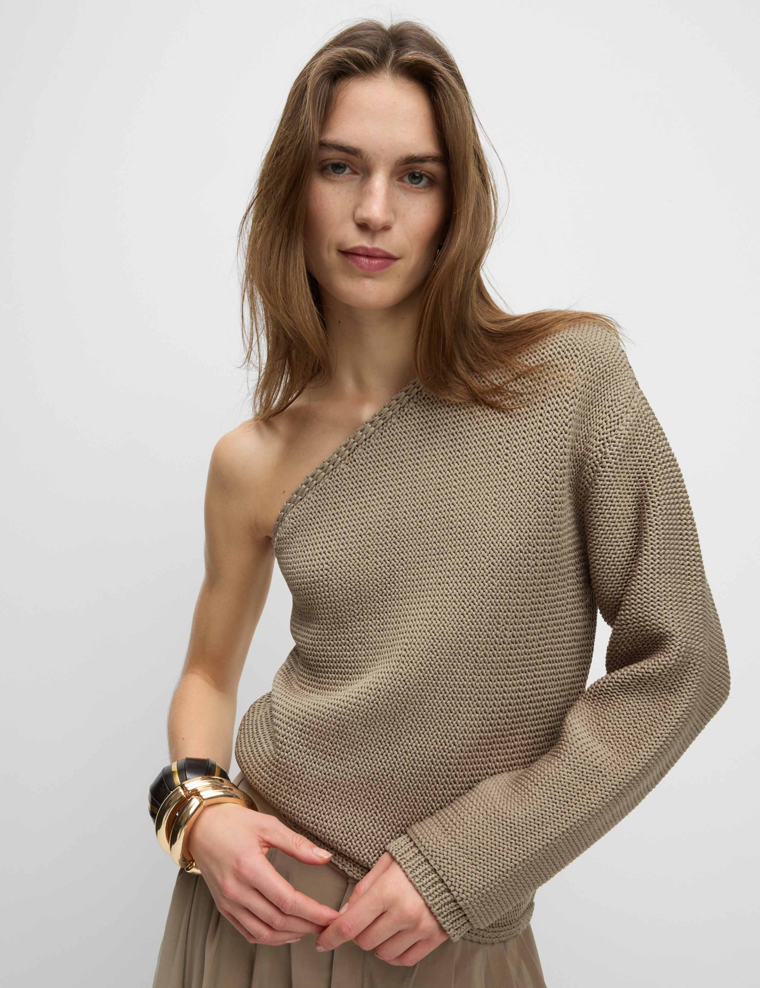 One Shoulder Slim Fit Textured Knitted Top 5 of 7