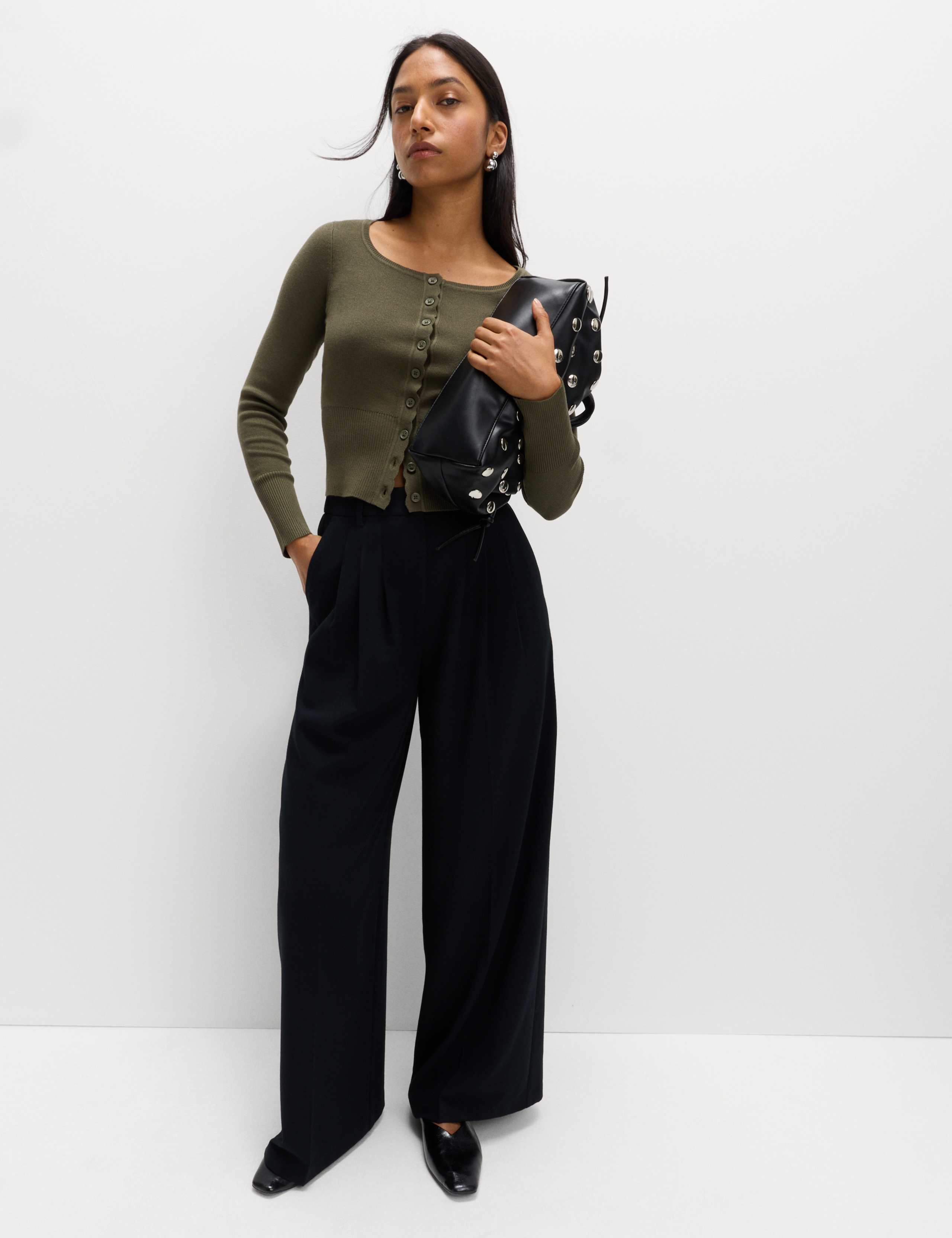 Square Neck Scallop Edge Slim Fit Cardigan 4 of 6